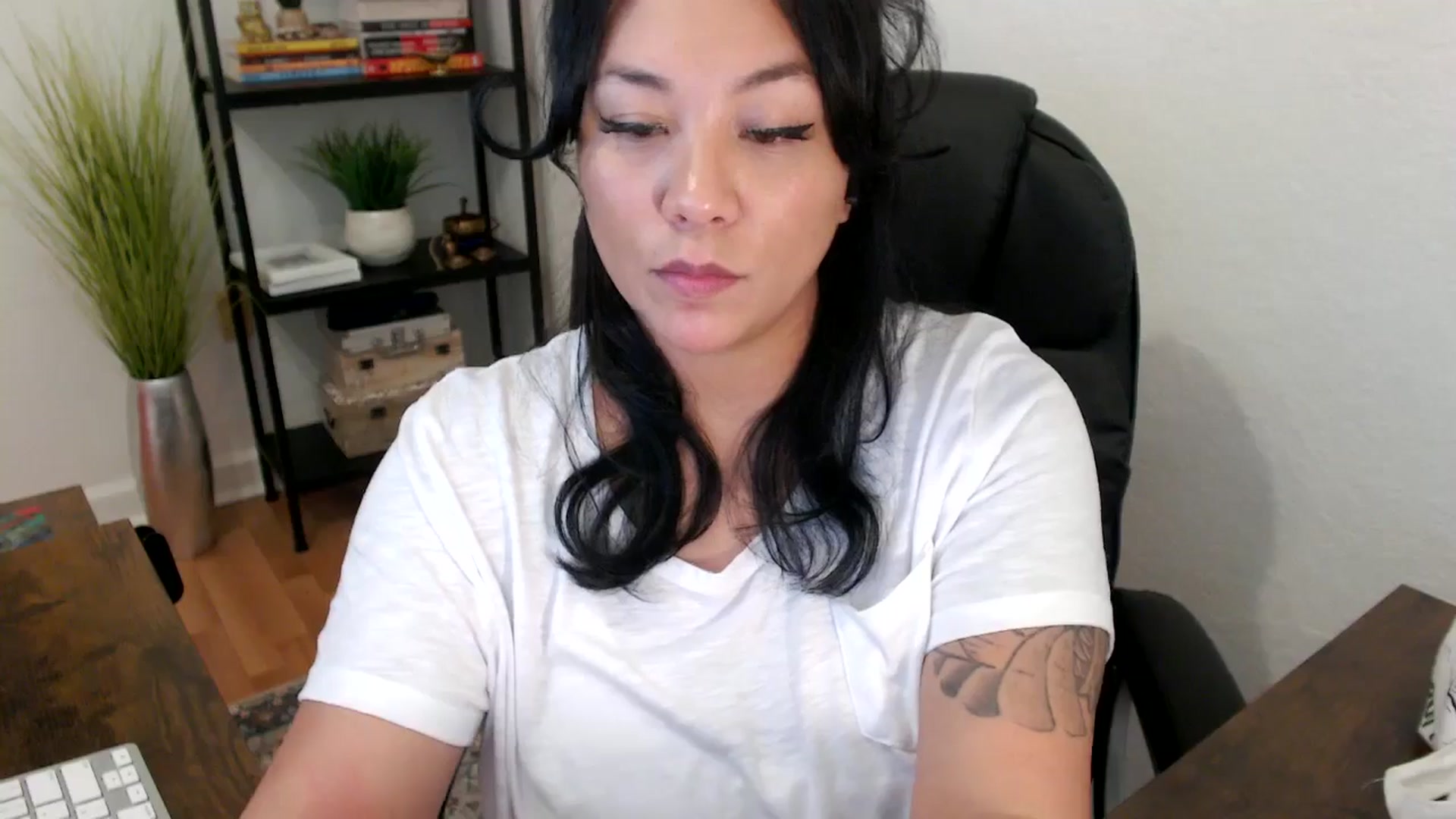 Gallery image thumbnail from MickaylaStar's myfreecams stream on, 01/29/2025, 20:29 image 20 of 20