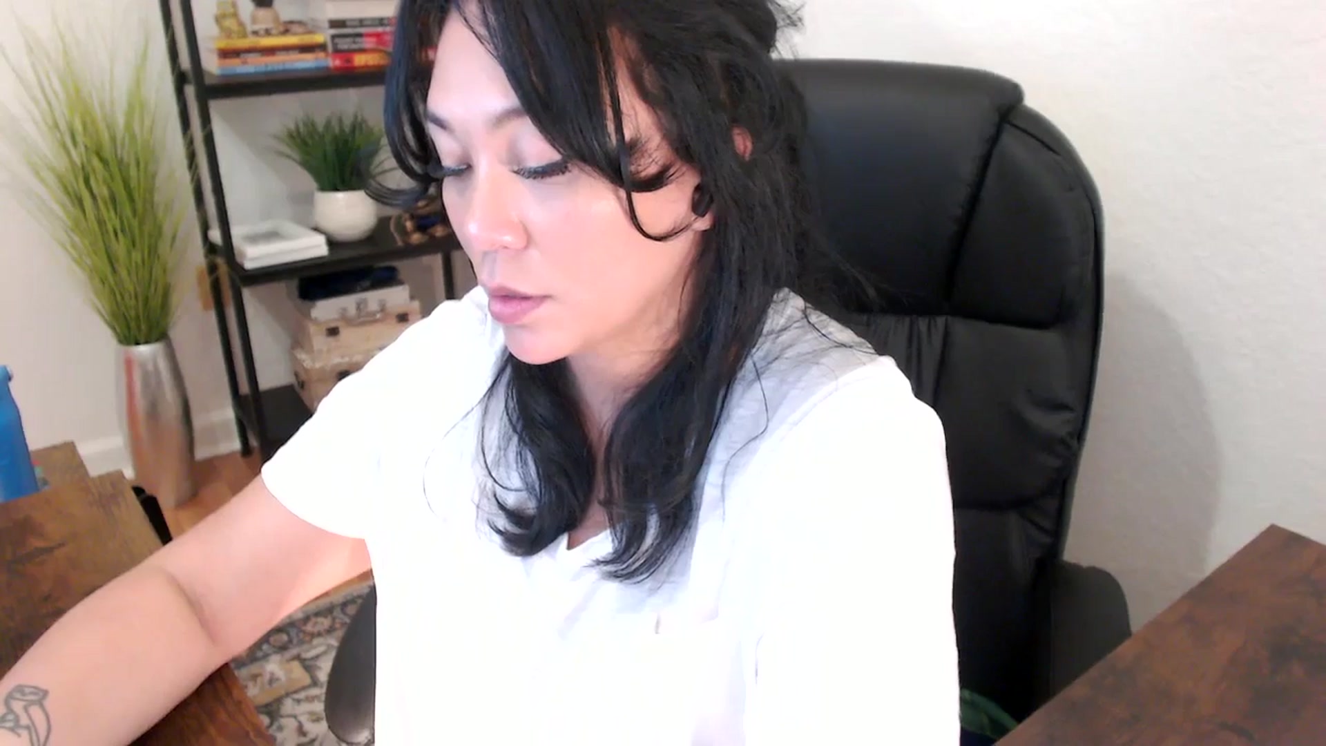 Gallery image thumbnail from MickaylaStar's myfreecams stream on, 01/29/2025, 21:53 image 6 of 20