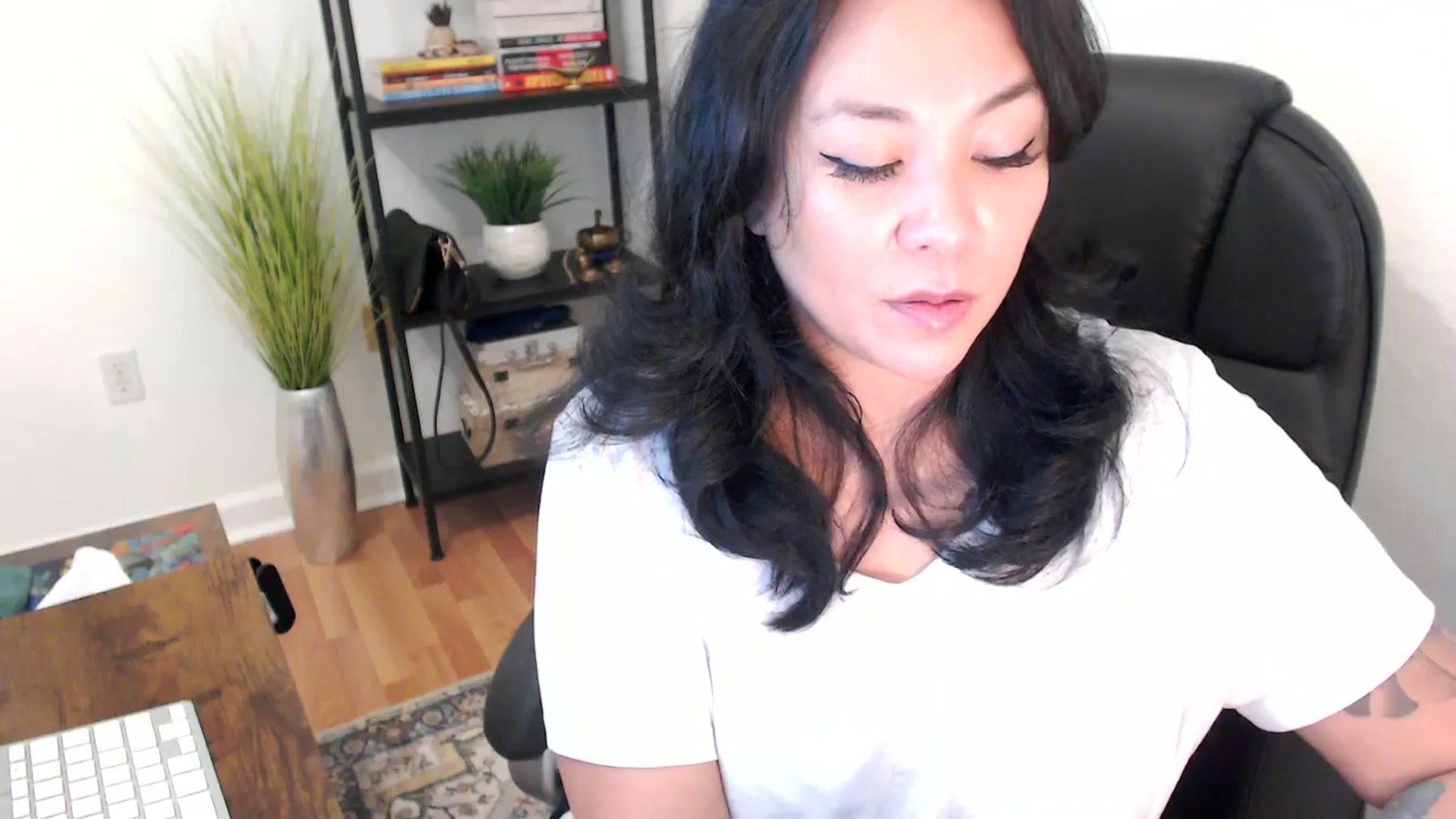Gallery image thumbnail from MickaylaStar's myfreecams stream on, 02/03/2025, 19:20 image 6 of 20