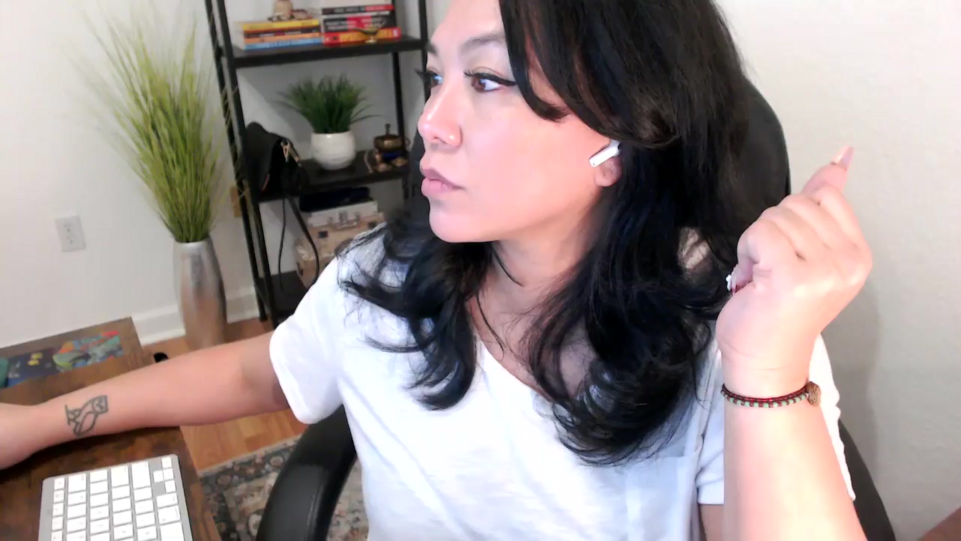 Gallery image thumbnail from MickaylaStar's myfreecams stream on, 02/03/2025, 20:58 image 1 of 20