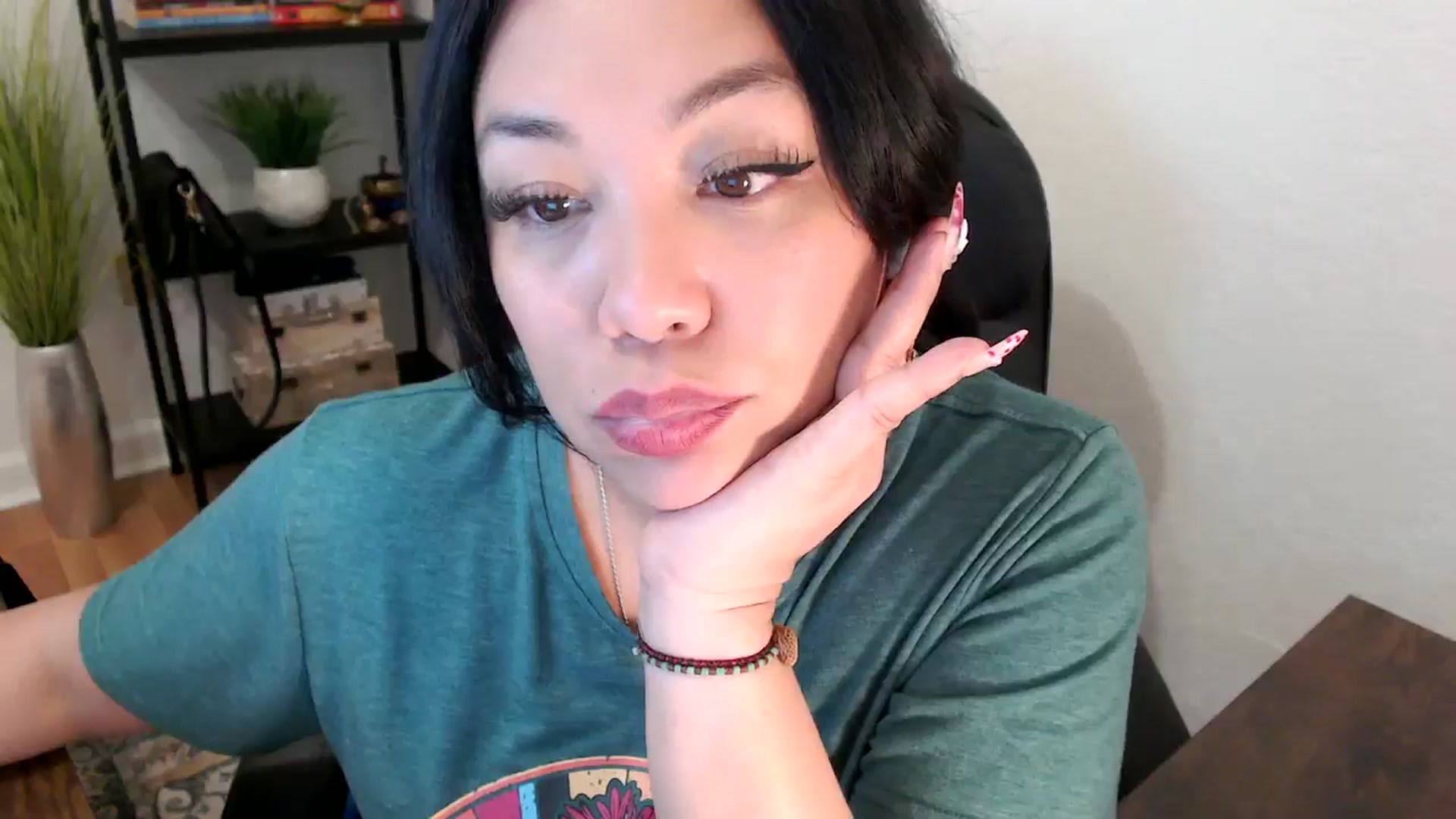 Gallery image thumbnail from MickaylaStar's myfreecams stream on, 02/04/2025, 17:39 image 9 of 20