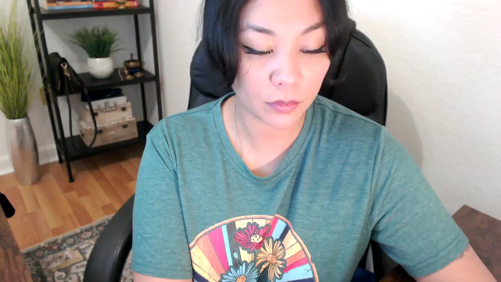 Gallery image thumbnail from MickaylaStar's myfreecams stream on, 02/04/2025, 17:39 image 3 of 20