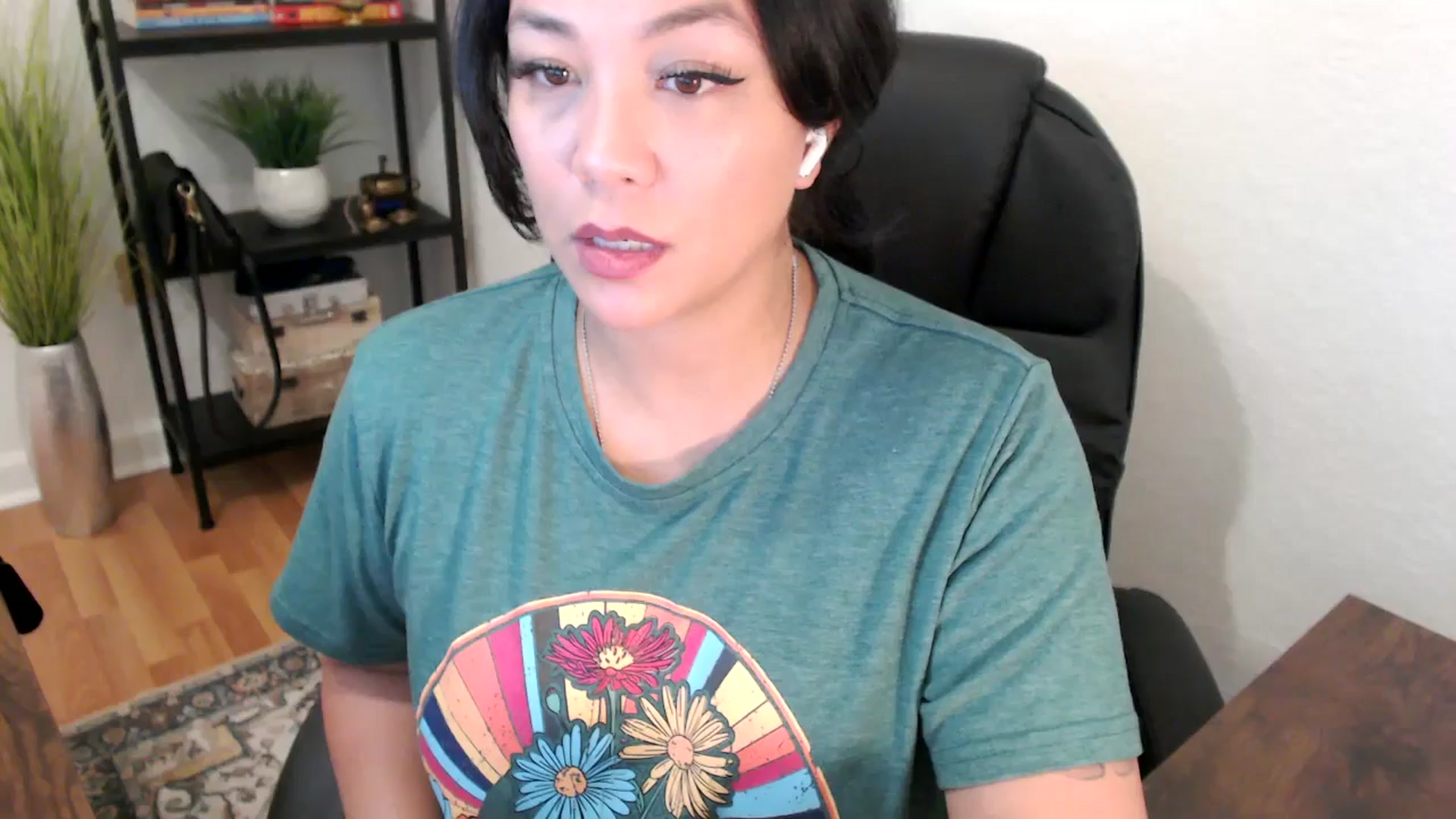 Gallery image thumbnail from MickaylaStar's myfreecams stream on, 02/04/2025, 17:39 image 19 of 20