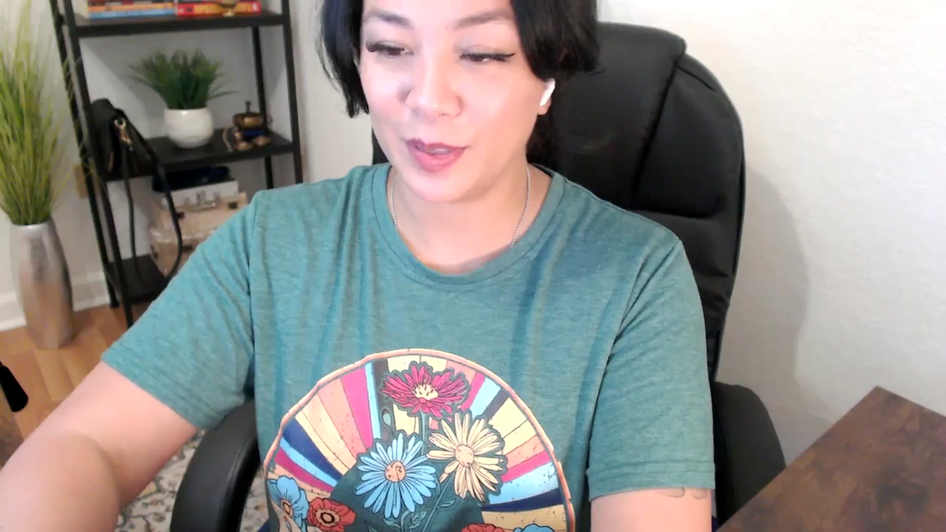 Gallery image thumbnail from MickaylaStar's myfreecams stream on, 02/04/2025, 17:58 image 2 of 20