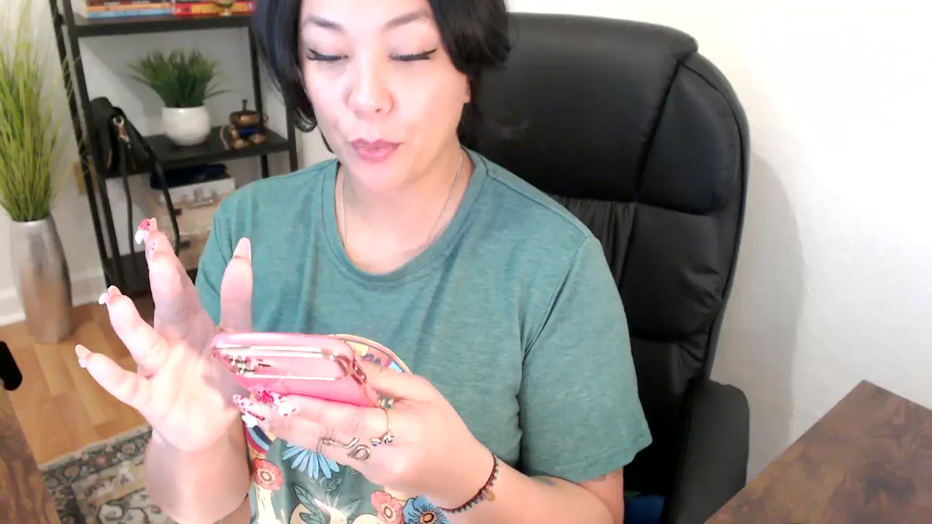 Gallery image thumbnail from MickaylaStar's myfreecams stream on, 02/04/2025, 18:29 image 13 of 20
