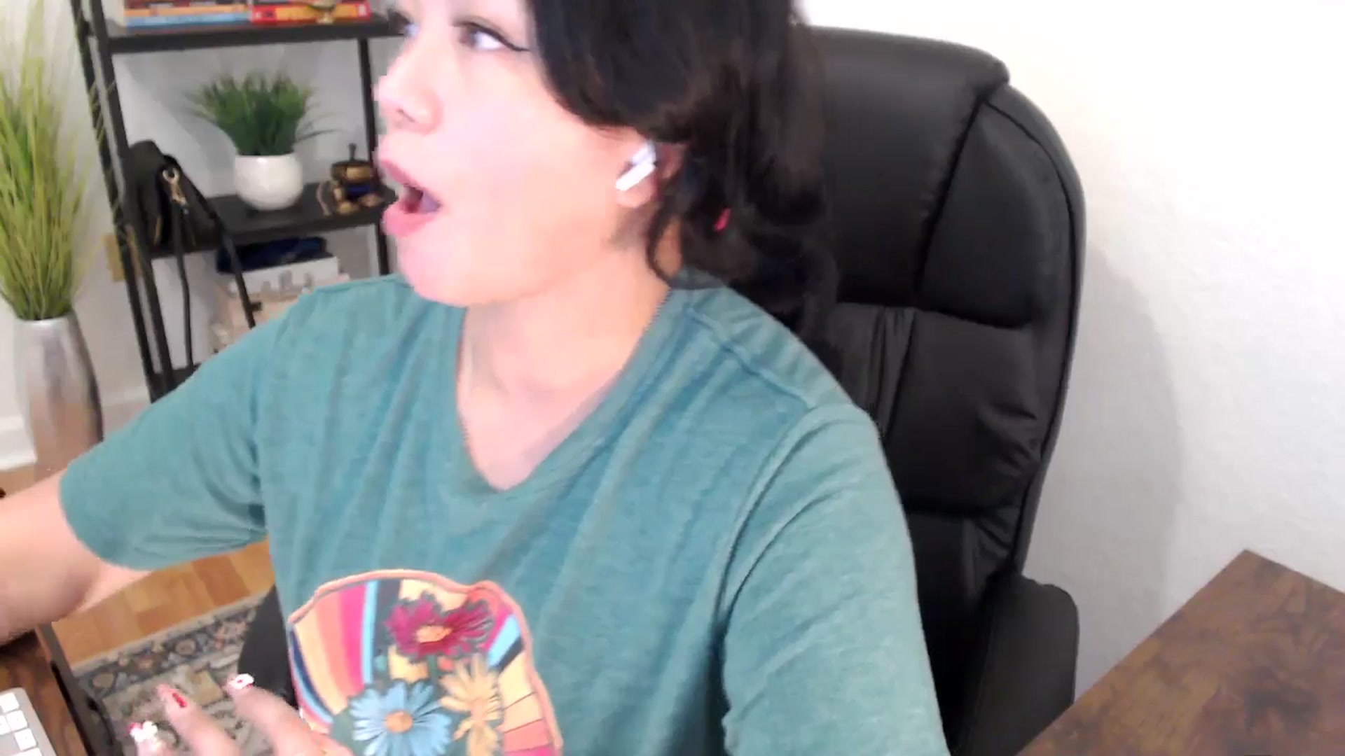 Gallery image thumbnail from MickaylaStar's myfreecams stream on, 02/04/2025, 20:56 image 11 of 20
