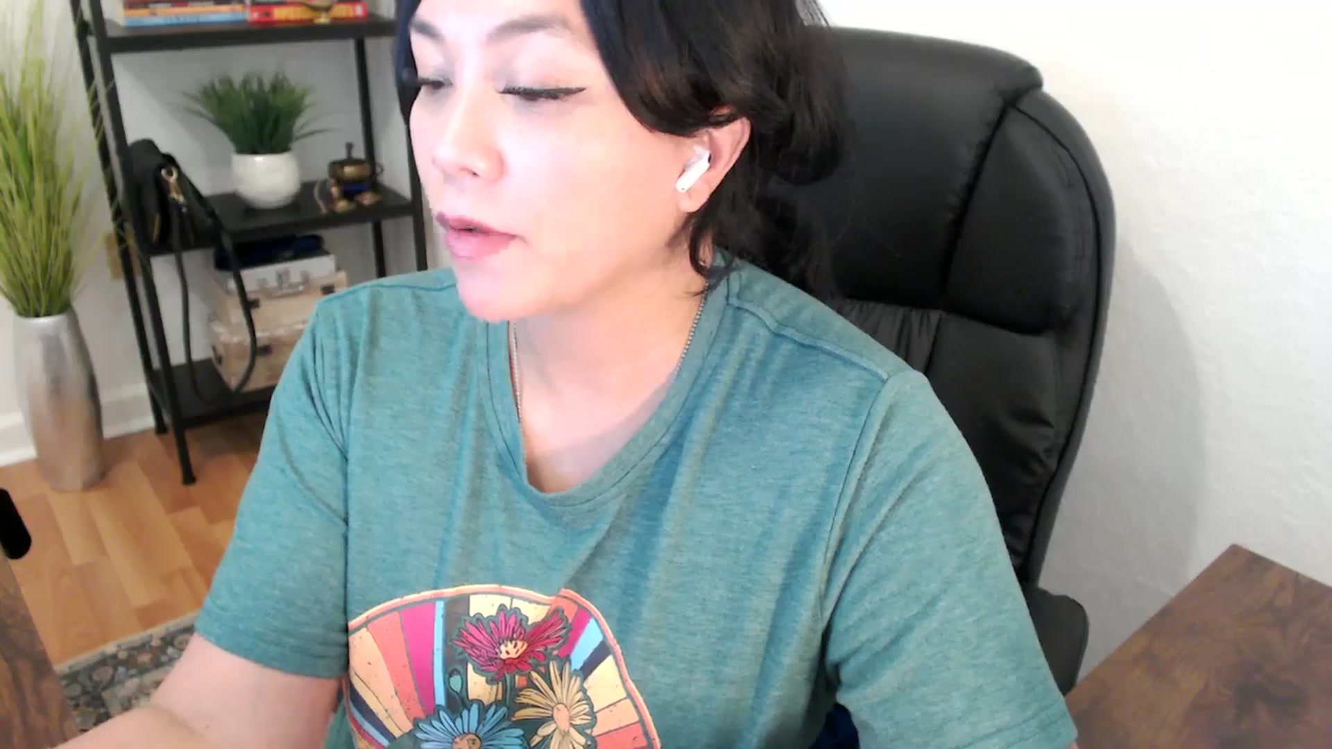 Gallery image thumbnail from MickaylaStar's myfreecams stream on, 02/04/2025, 21:30 image 9 of 20