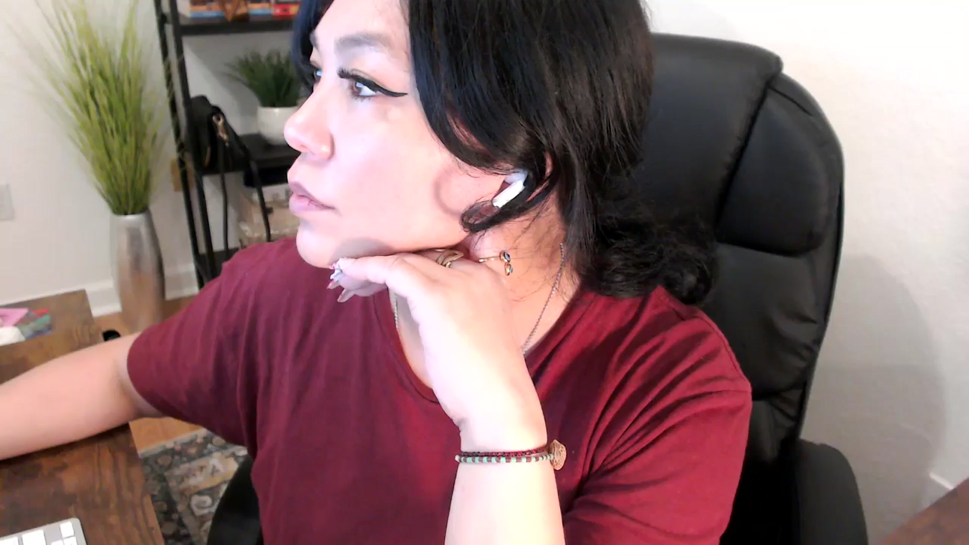Gallery image thumbnail from MickaylaStar's myfreecams stream on, 02/05/2025, 15:44 image 13 of 20