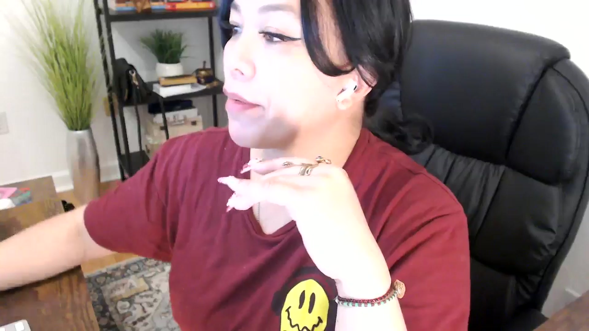Gallery image thumbnail from MickaylaStar's myfreecams stream on, 02/05/2025, 17:26 image 13 of 20