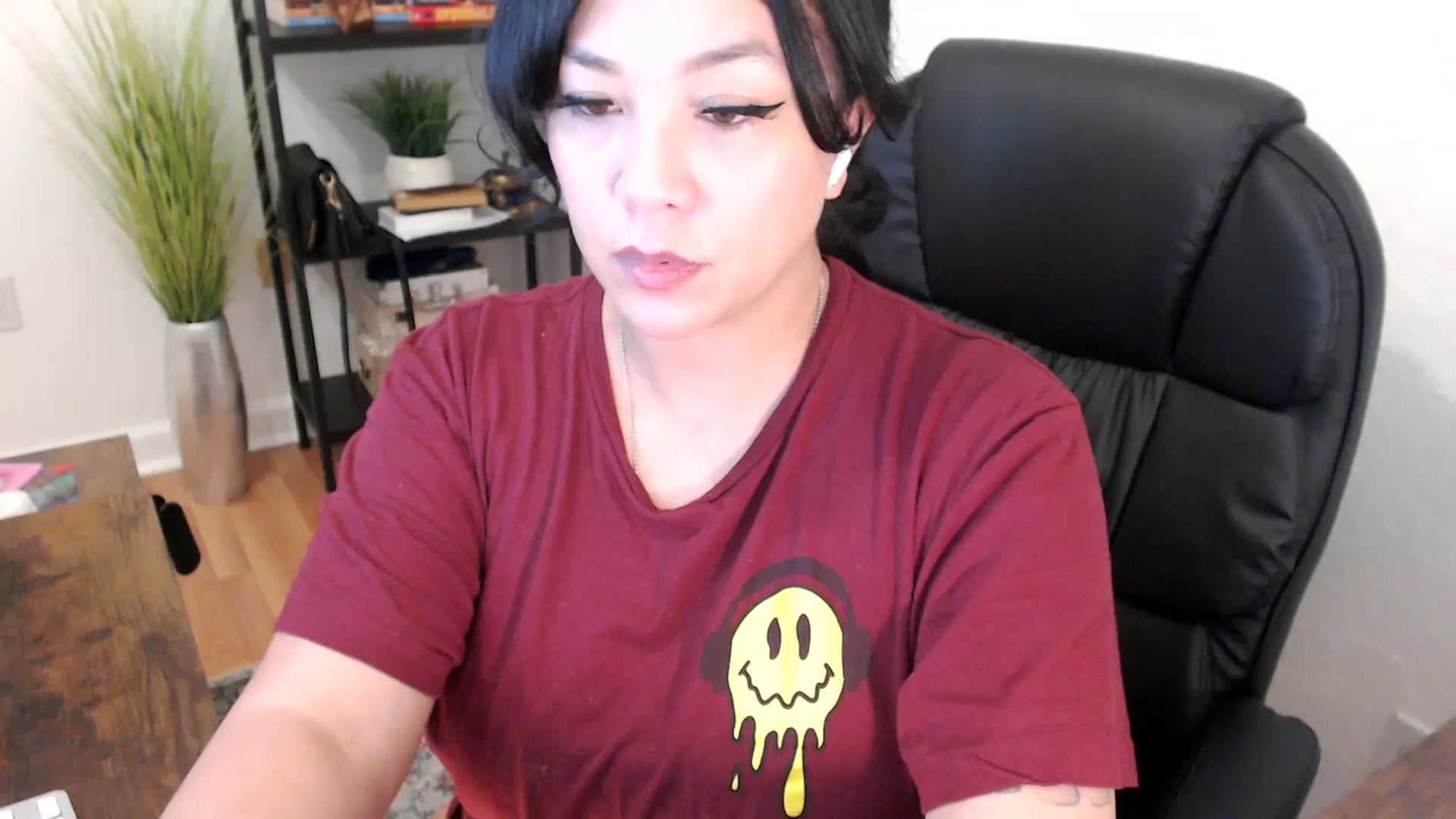 Gallery image thumbnail from MickaylaStar's myfreecams stream on, 02/05/2025, 17:26 image 11 of 20