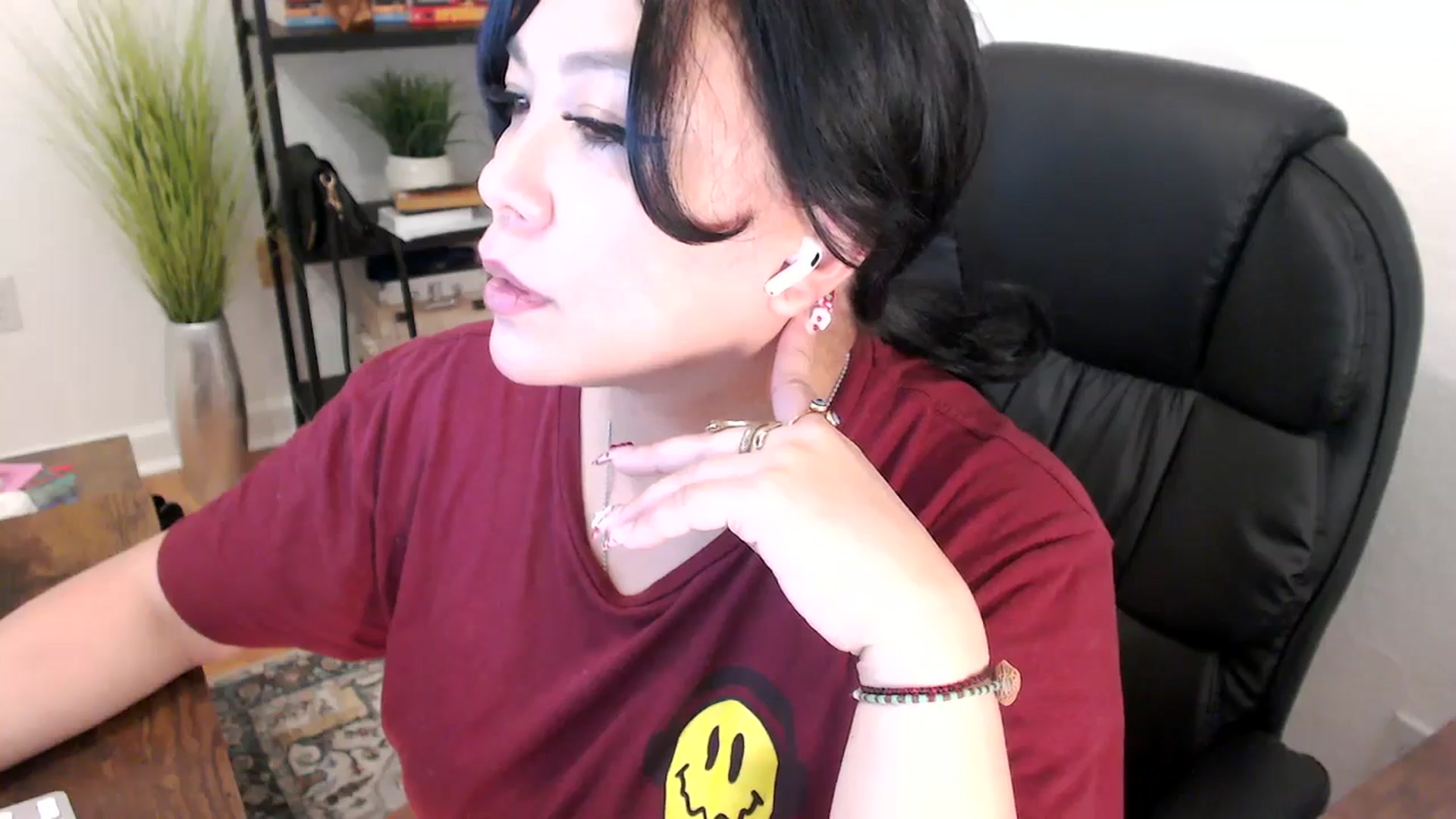 Gallery image thumbnail from MickaylaStar's myfreecams stream on, 02/05/2025, 17:26 image 6 of 20