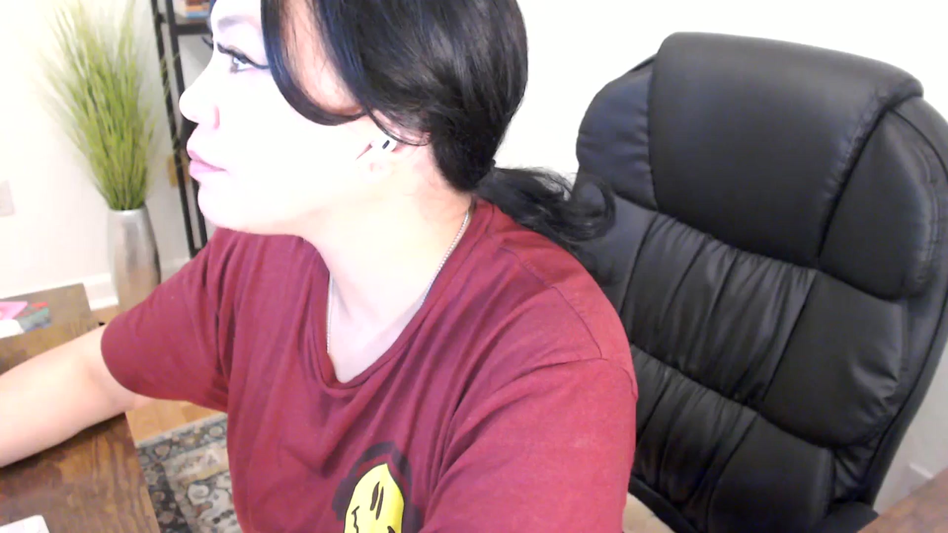 Gallery image thumbnail from MickaylaStar's myfreecams stream on, 02/05/2025, 17:26 image 15 of 20