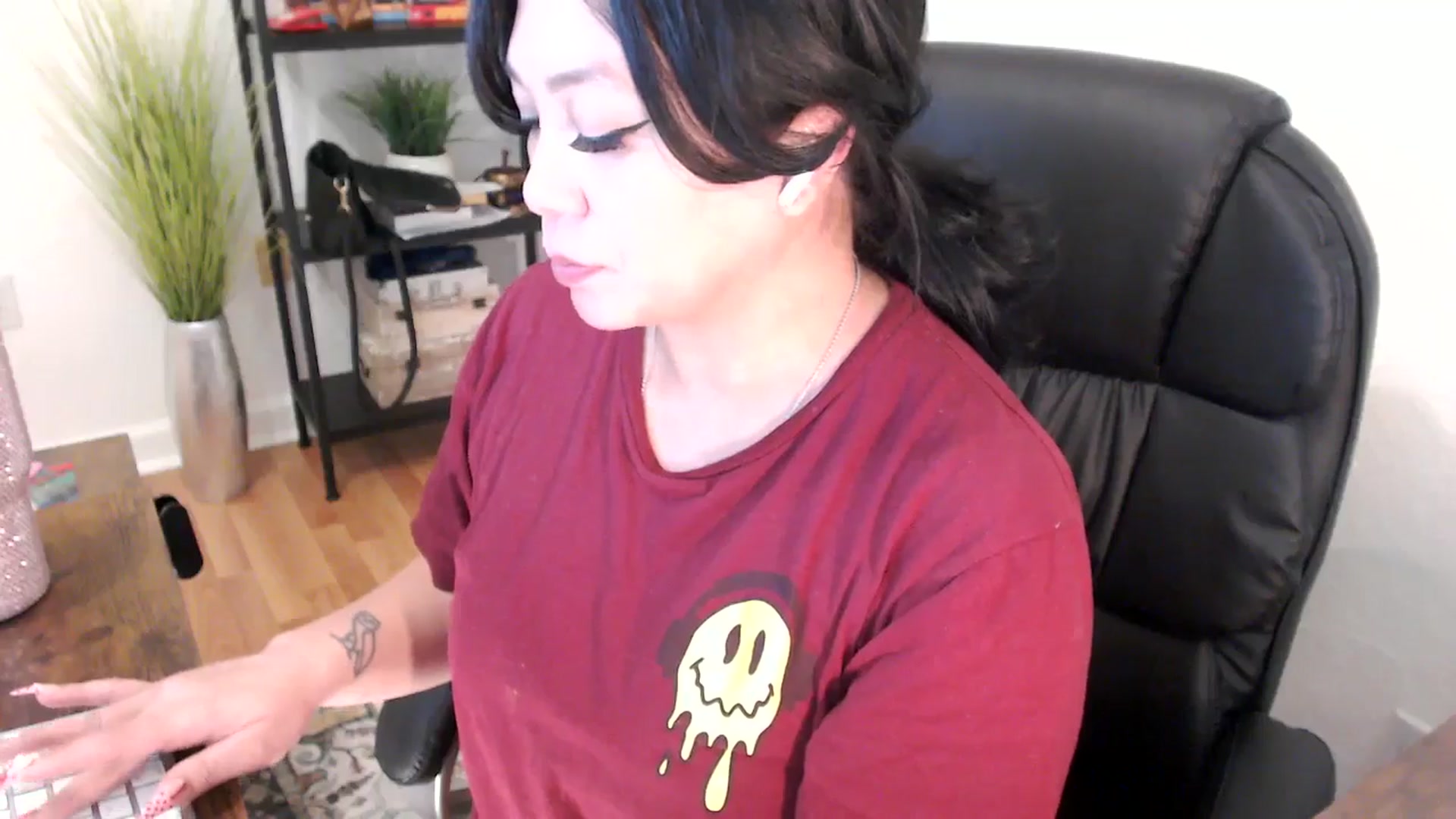 Gallery image thumbnail from MickaylaStar's myfreecams stream on, 02/05/2025, 18:13 image 15 of 20