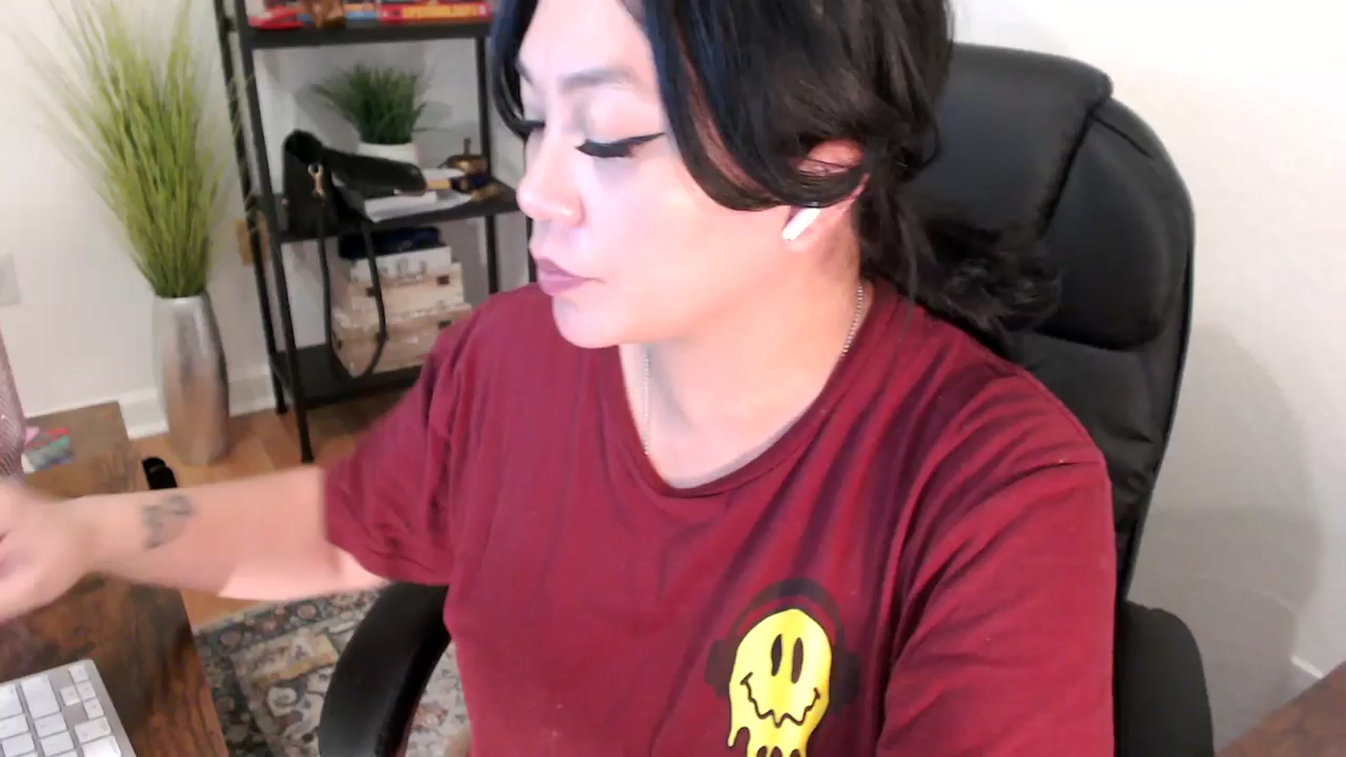 Gallery image thumbnail from MickaylaStar's myfreecams stream on, 02/05/2025, 18:13 image 18 of 20