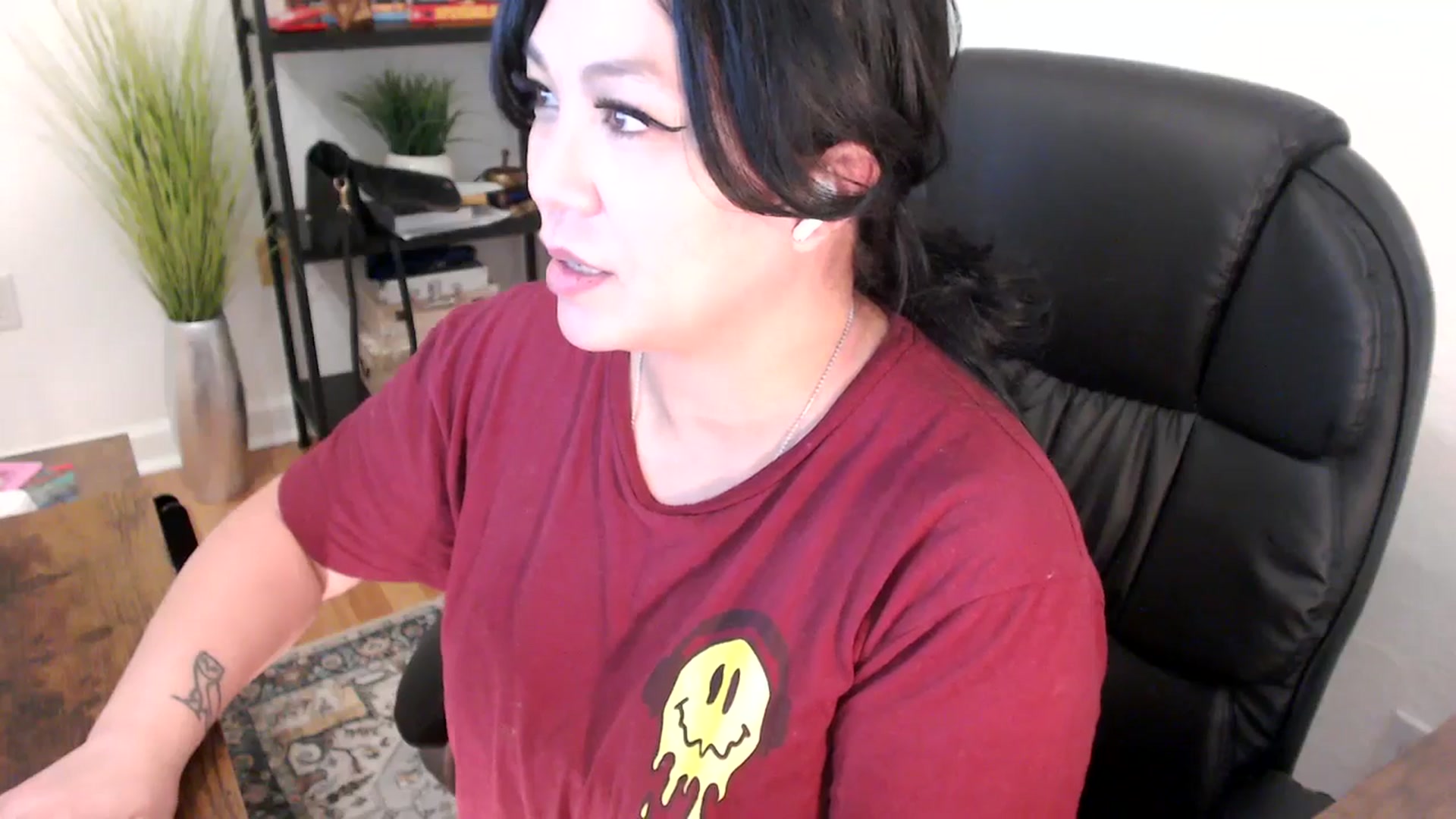 Gallery image thumbnail from MickaylaStar's myfreecams stream on, 02/05/2025, 18:13 image 8 of 20