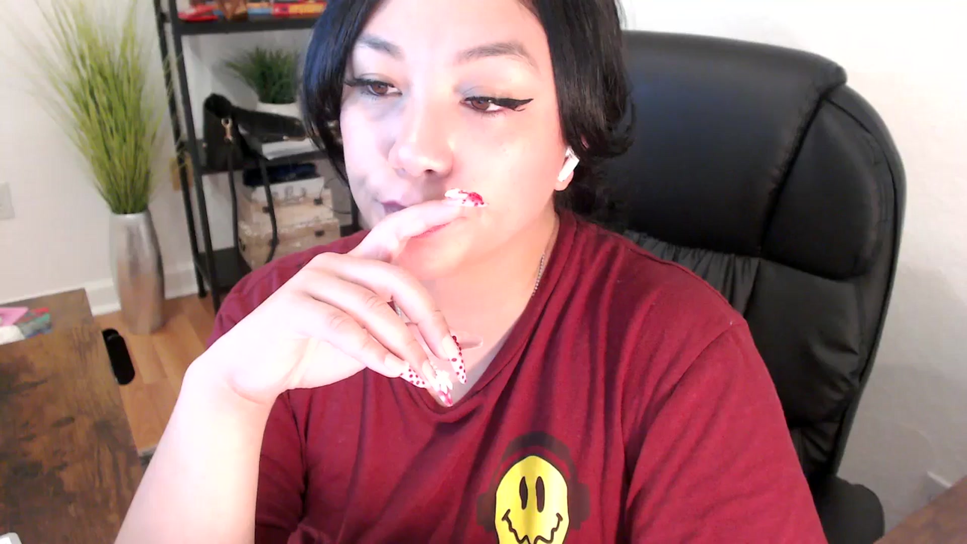 Gallery image thumbnail from MickaylaStar's myfreecams stream on, 02/05/2025, 18:13 image 6 of 20