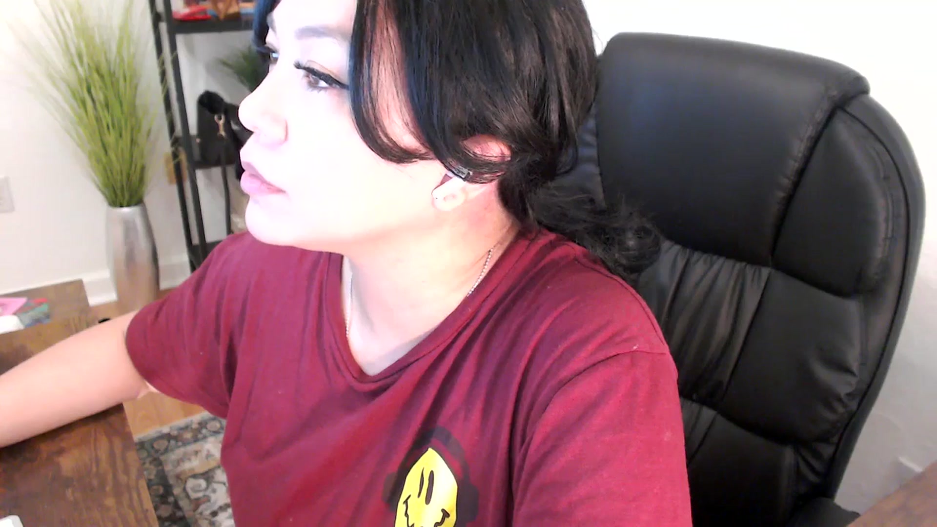 Gallery image thumbnail from MickaylaStar's myfreecams stream on, 02/05/2025, 18:13 image 5 of 20