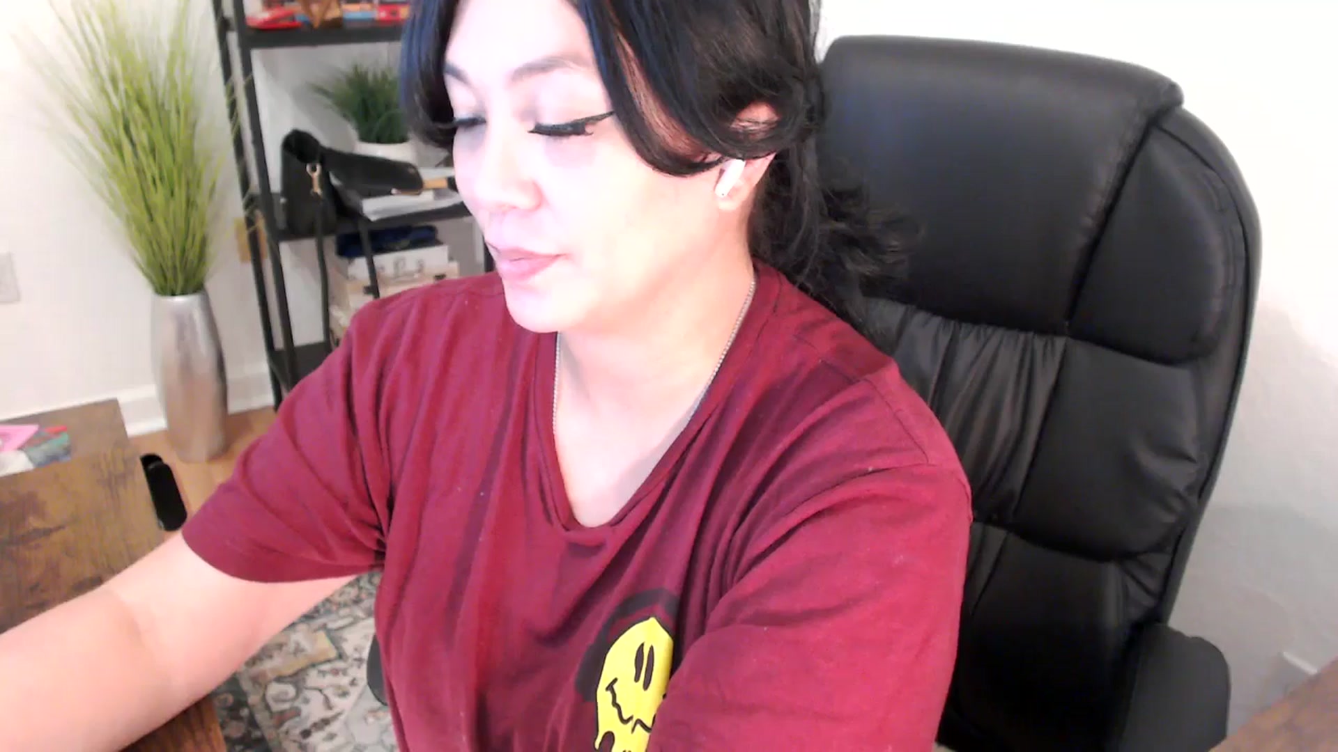 Gallery image thumbnail from MickaylaStar's myfreecams stream on, 02/05/2025, 19:02 image 8 of 20