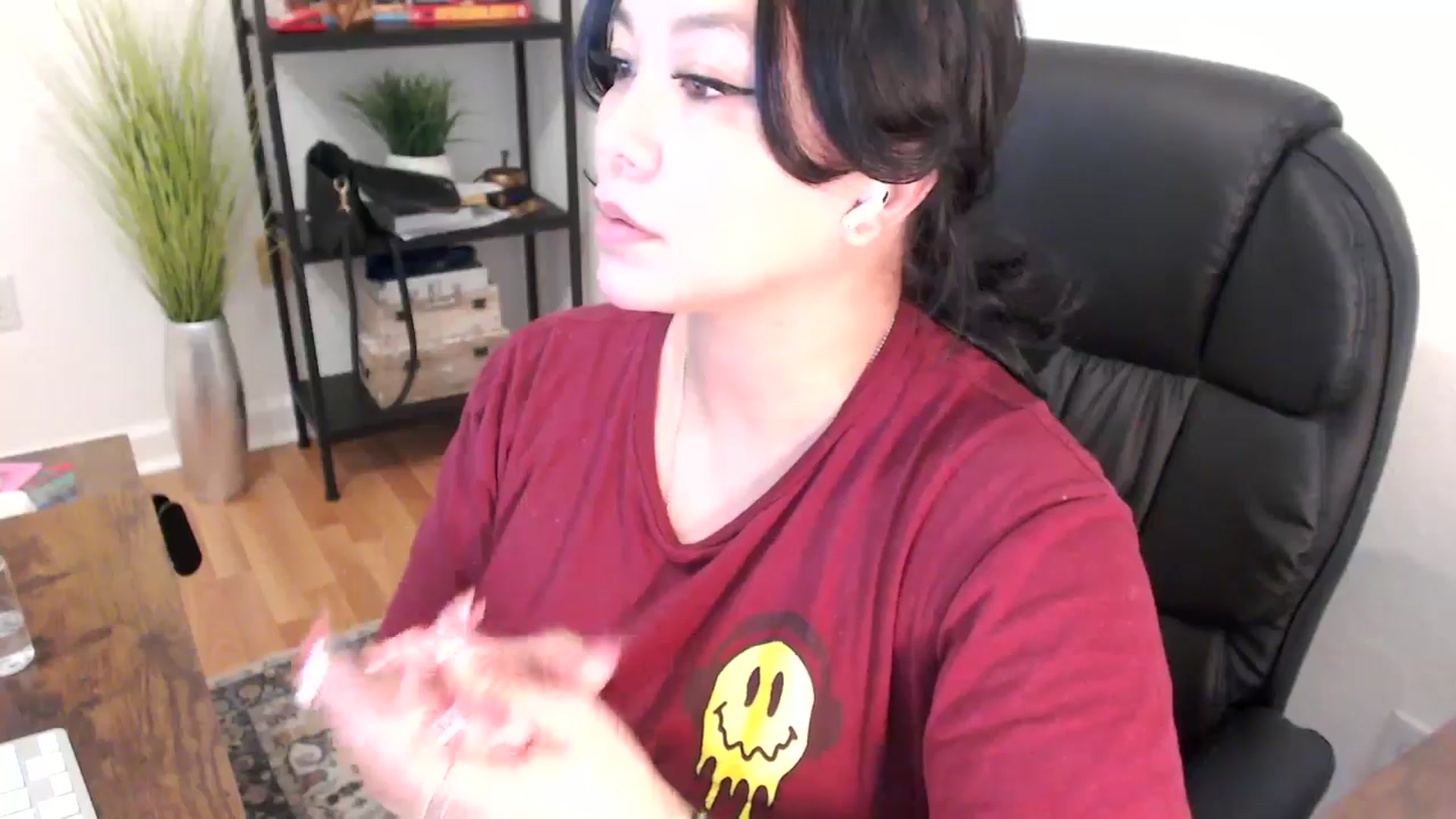 Gallery image thumbnail from MickaylaStar's myfreecams stream on, 02/05/2025, 19:31 image 10 of 20