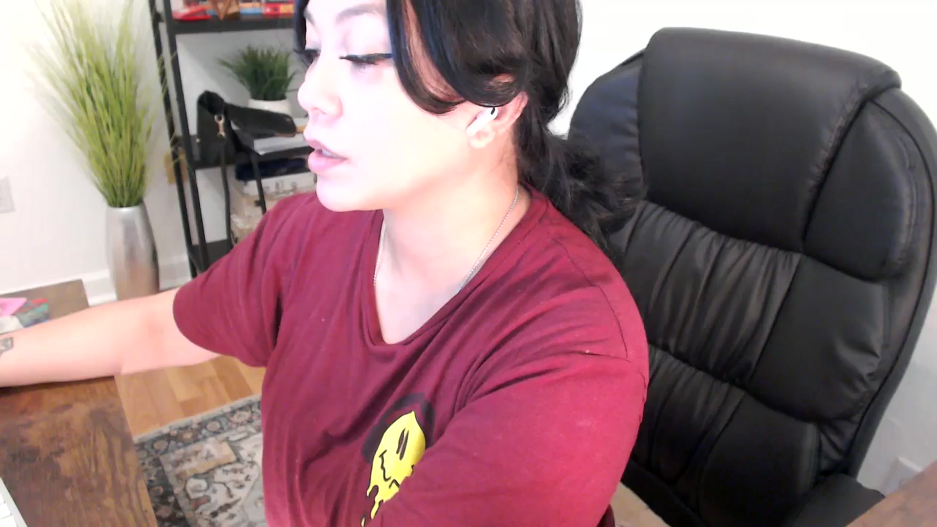 Gallery image thumbnail from MickaylaStar's myfreecams stream on, 02/05/2025, 19:31 image 1 of 20