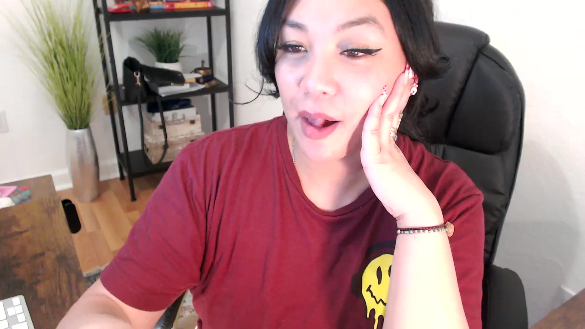 Gallery image thumbnail from MickaylaStar's myfreecams stream on, 02/05/2025, 19:50 image 18 of 20