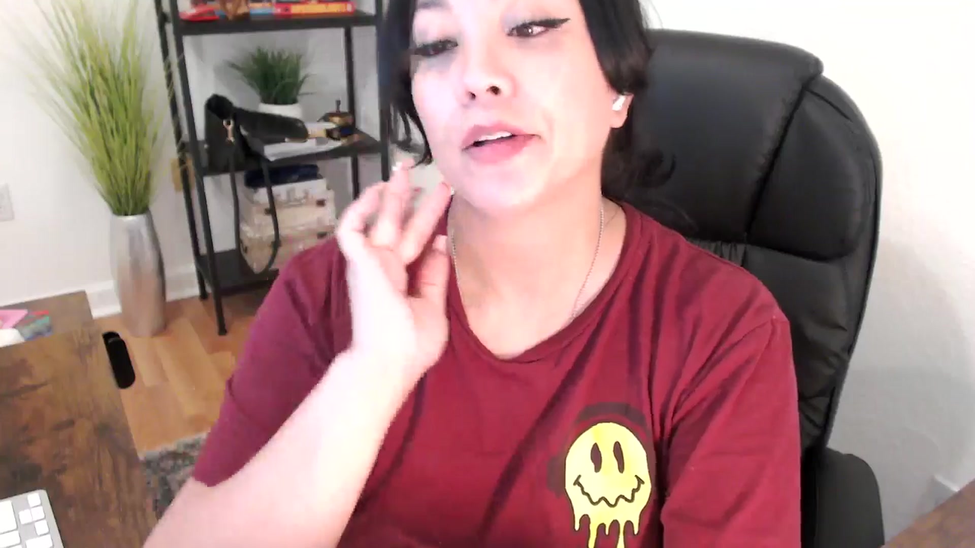 Gallery image thumbnail from MickaylaStar's myfreecams stream on, 02/05/2025, 19:50 image 7 of 20