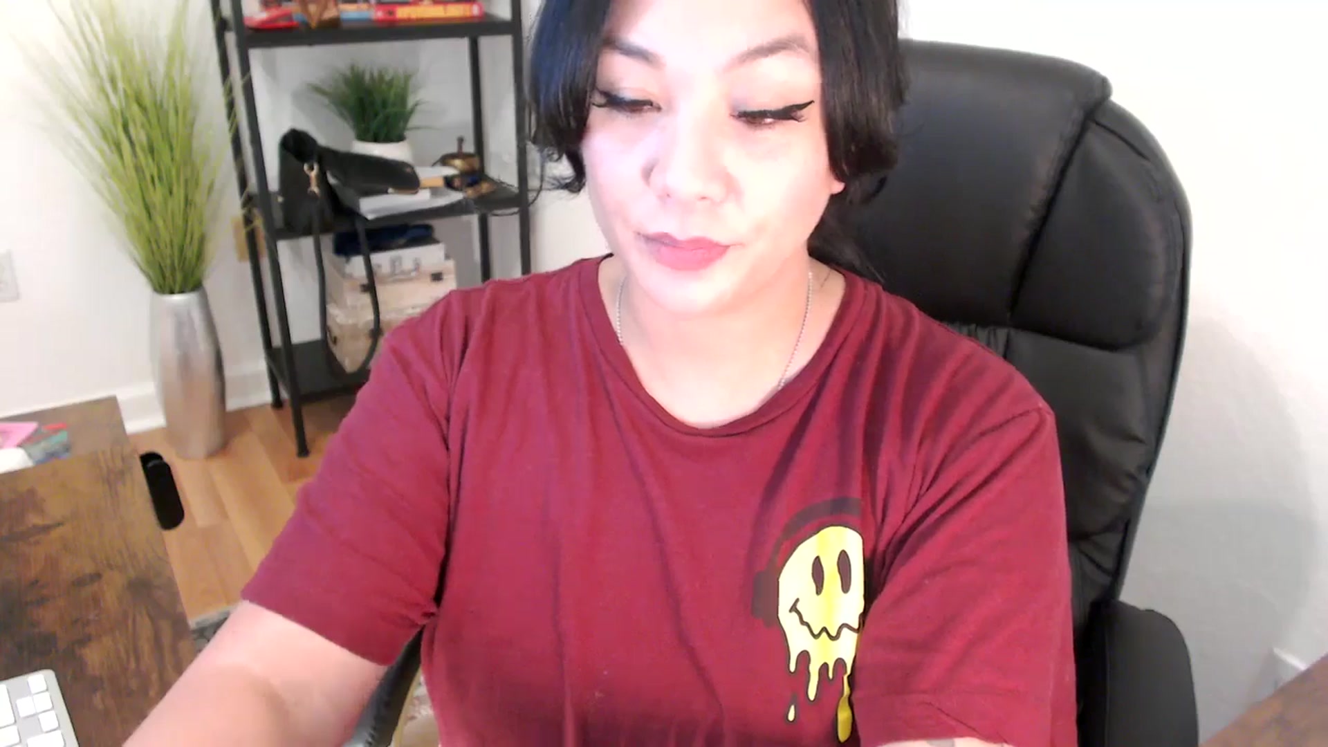 Gallery image thumbnail from MickaylaStar's myfreecams stream on, 02/05/2025, 19:50 image 13 of 20
