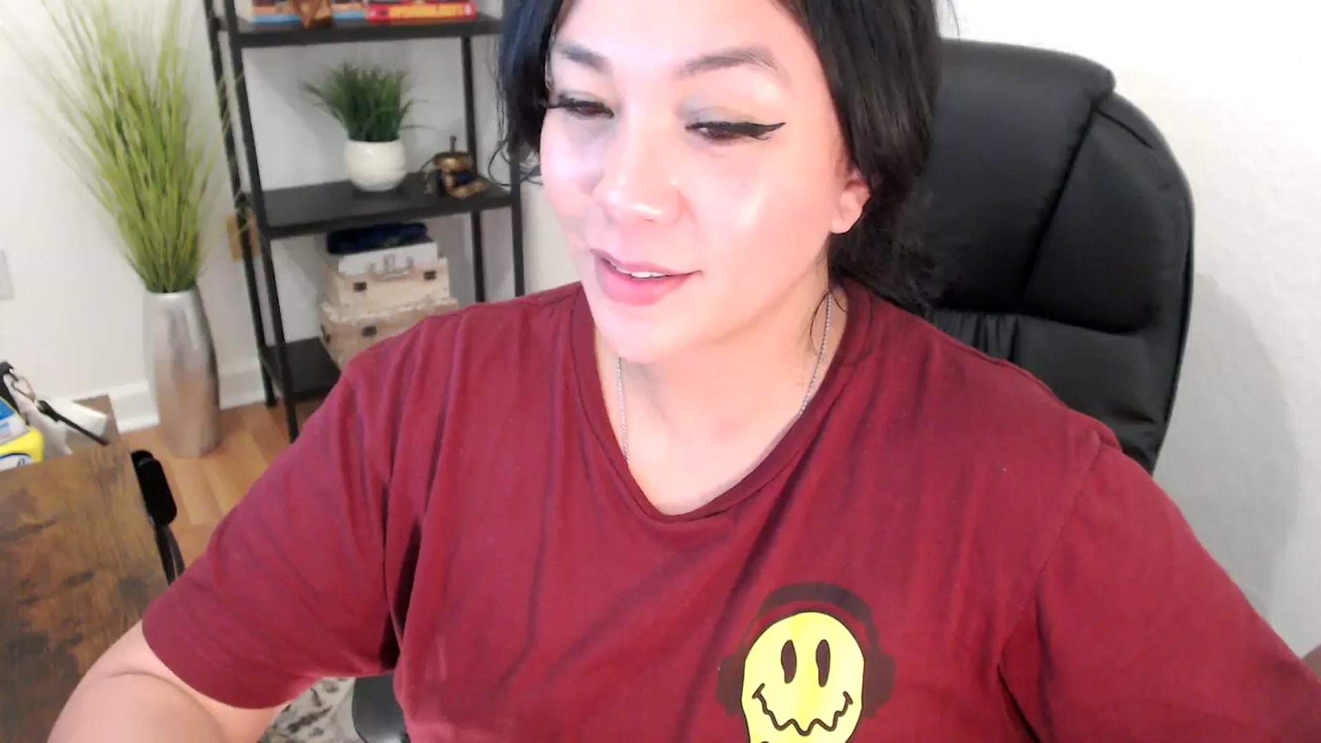 Gallery image thumbnail from MickaylaStar's myfreecams stream on, 02/05/2025, 21:44 image 12 of 20