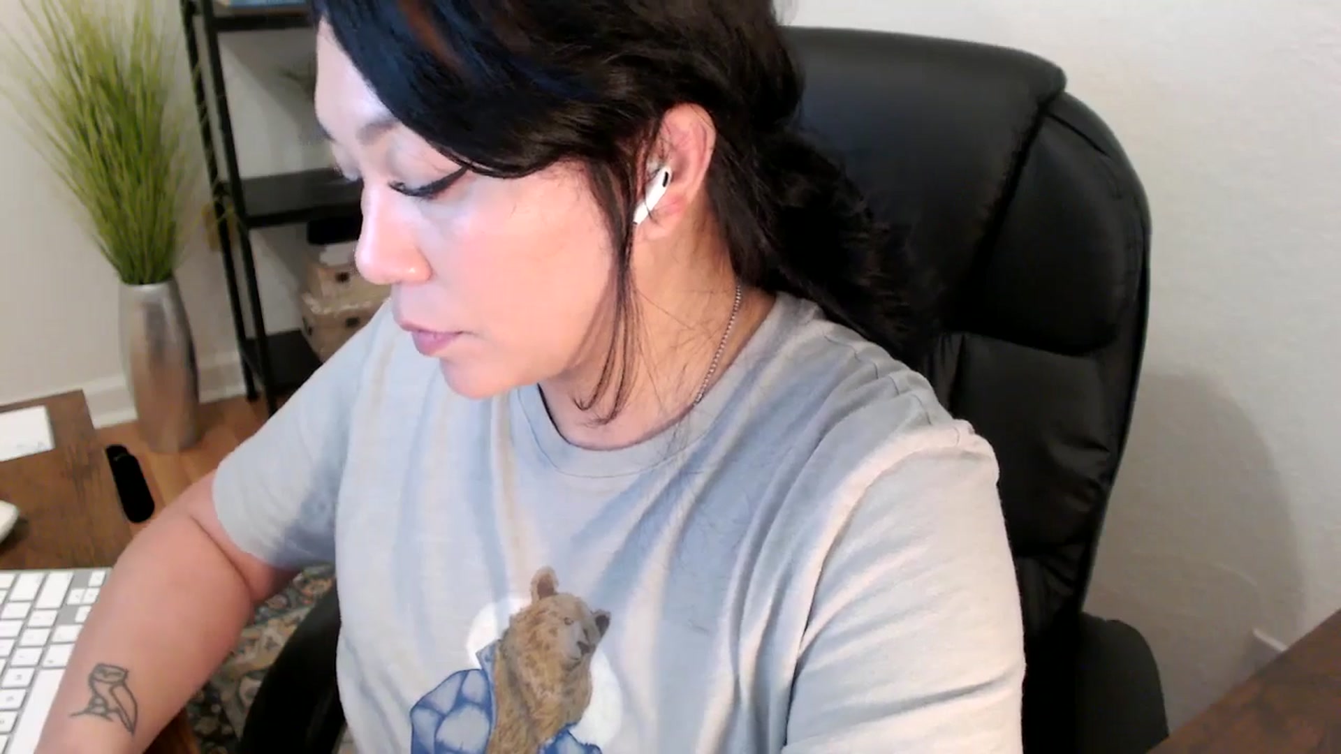 Gallery image thumbnail from MickaylaStar's myfreecams stream on, 02/06/2025, 16:47 image 8 of 20