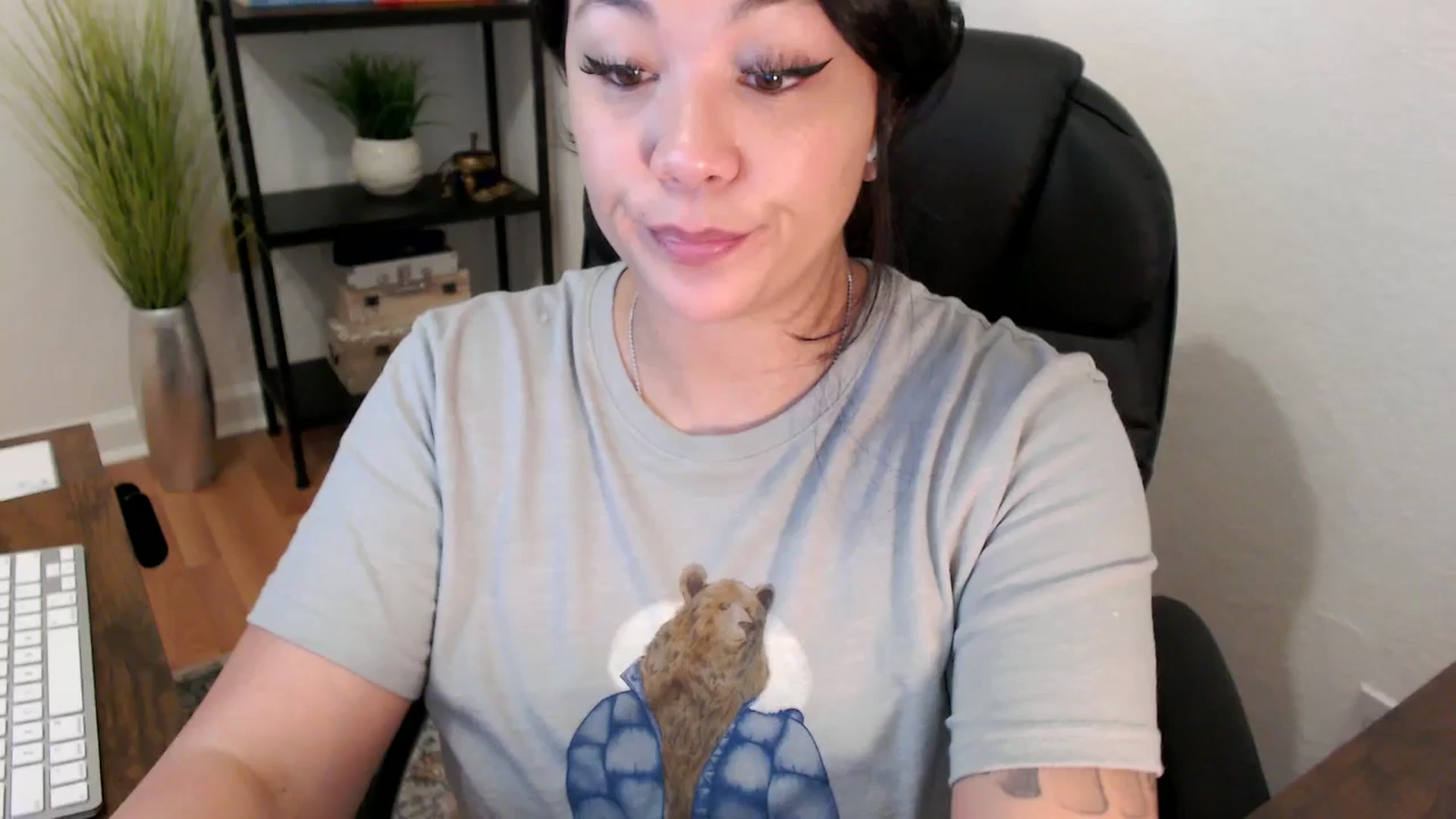 Gallery image thumbnail from MickaylaStar's myfreecams stream on, 02/06/2025, 16:47 image 1 of 20