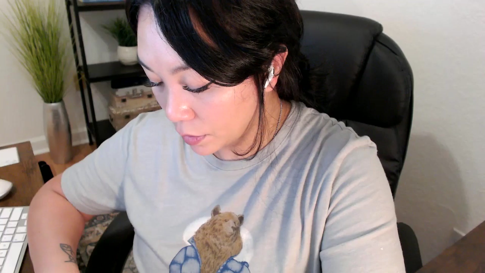 Gallery image thumbnail from MickaylaStar's myfreecams stream on, 02/06/2025, 16:47 image 10 of 20