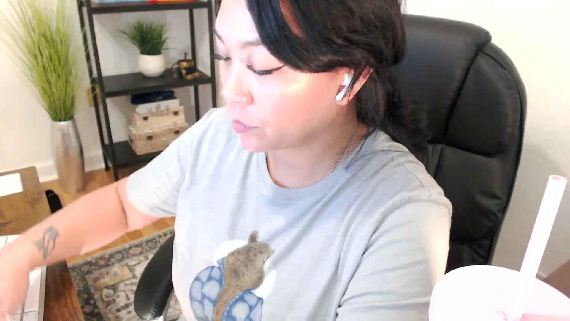 Gallery image thumbnail from MickaylaStar's myfreecams stream on, 02/06/2025, 17:36 image 19 of 20