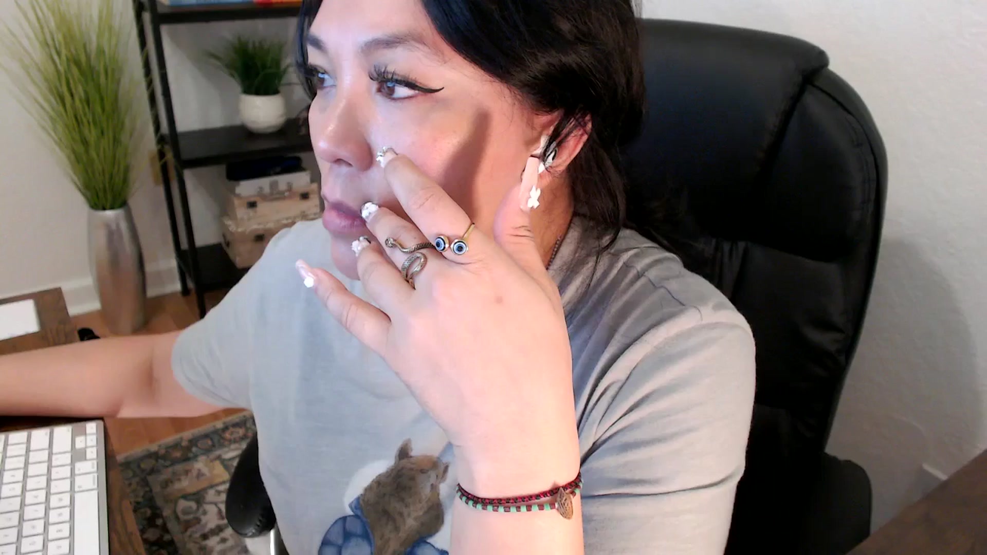 Gallery image thumbnail from MickaylaStar's myfreecams stream on, 02/06/2025, 18:08 image 1 of 20