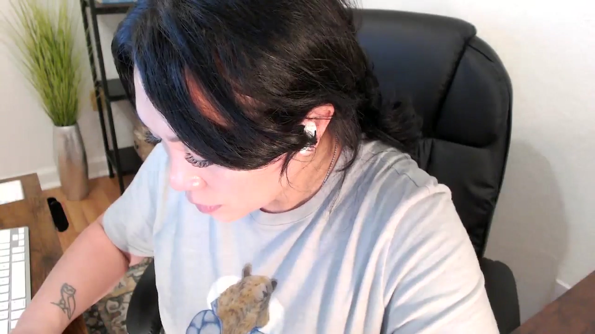 Gallery image thumbnail from MickaylaStar's myfreecams stream on, 02/06/2025, 18:08 image 6 of 20