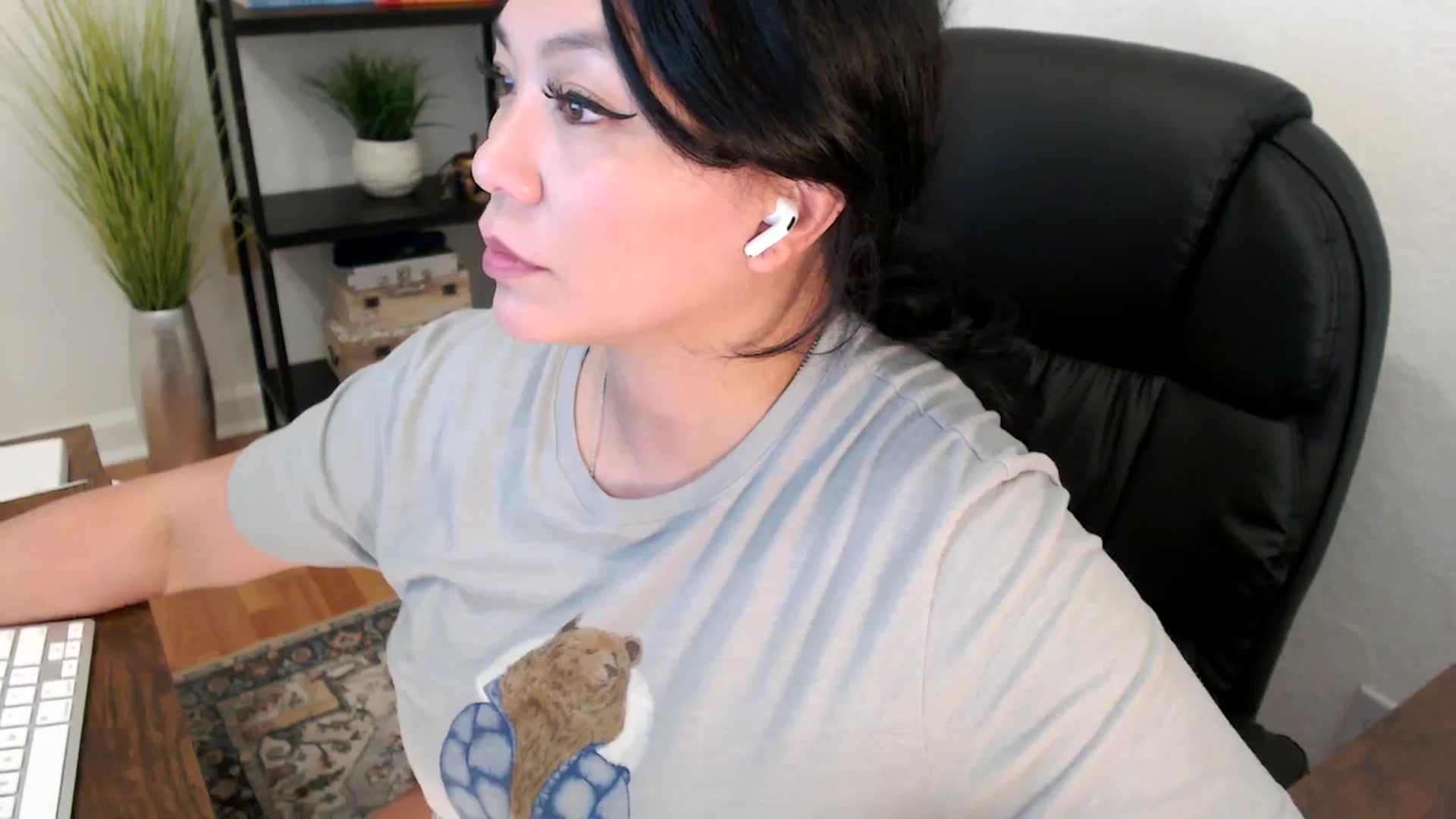 Gallery image thumbnail from MickaylaStar's myfreecams stream on, 02/06/2025, 20:54 image 17 of 20