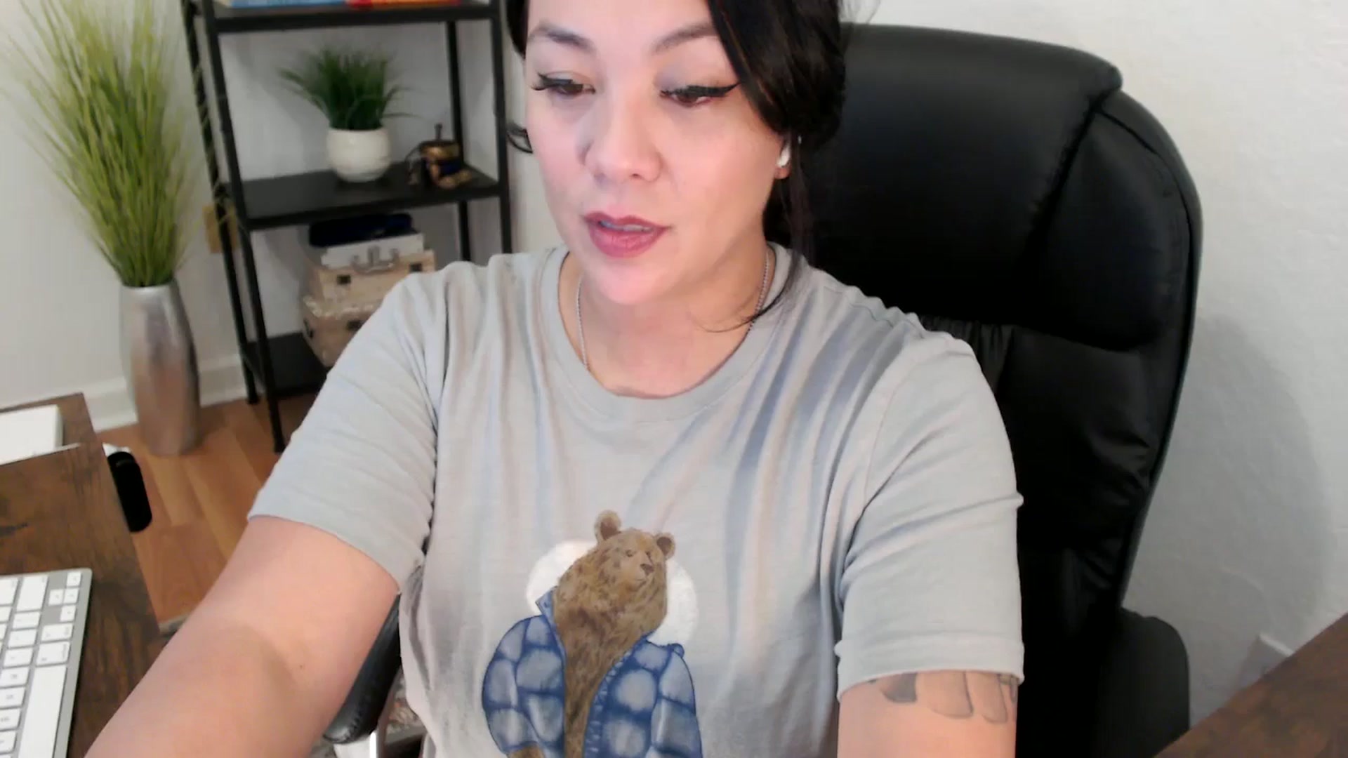 Gallery image thumbnail from MickaylaStar's myfreecams stream on, 02/06/2025, 20:54 image 1 of 20
