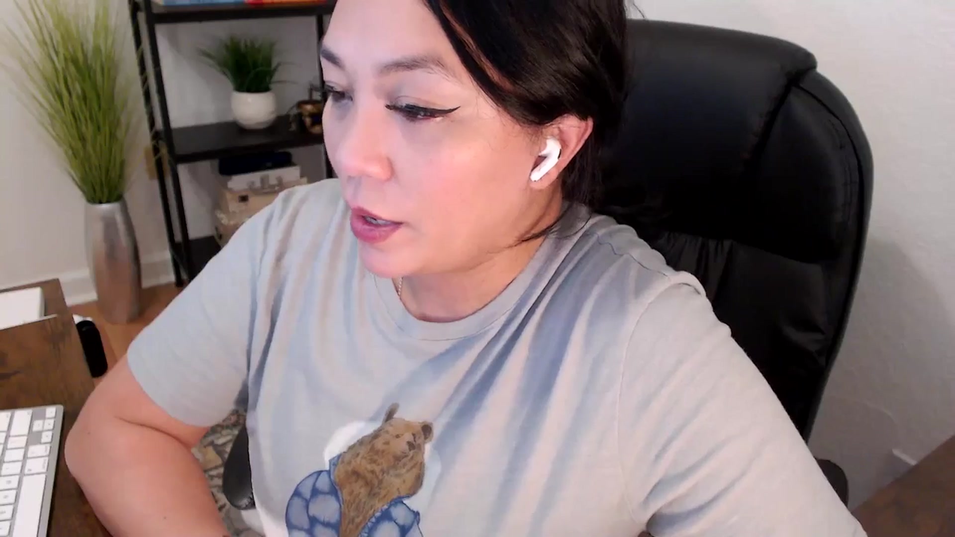 Gallery image thumbnail from MickaylaStar's myfreecams stream on, 02/06/2025, 20:54 image 7 of 20