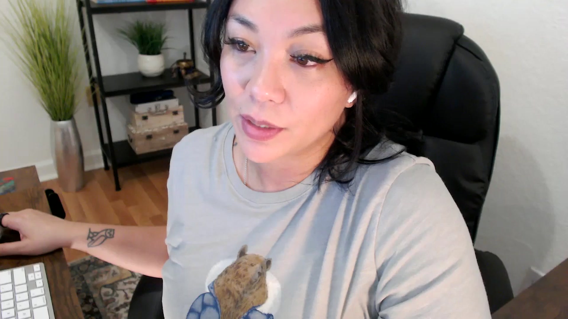 Gallery image thumbnail from MickaylaStar's myfreecams stream on, 02/06/2025, 21:54 image 12 of 20