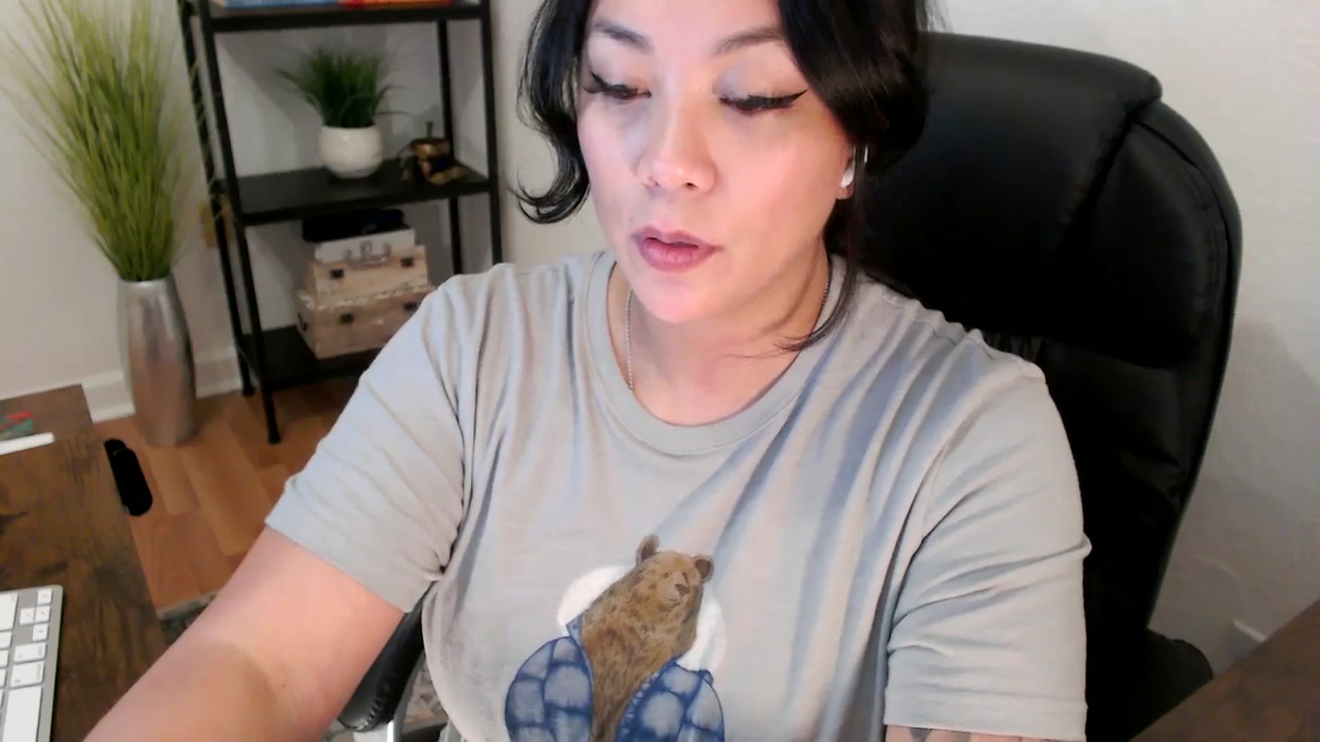 Gallery image thumbnail from MickaylaStar's myfreecams stream on, 02/06/2025, 21:54 image 4 of 20