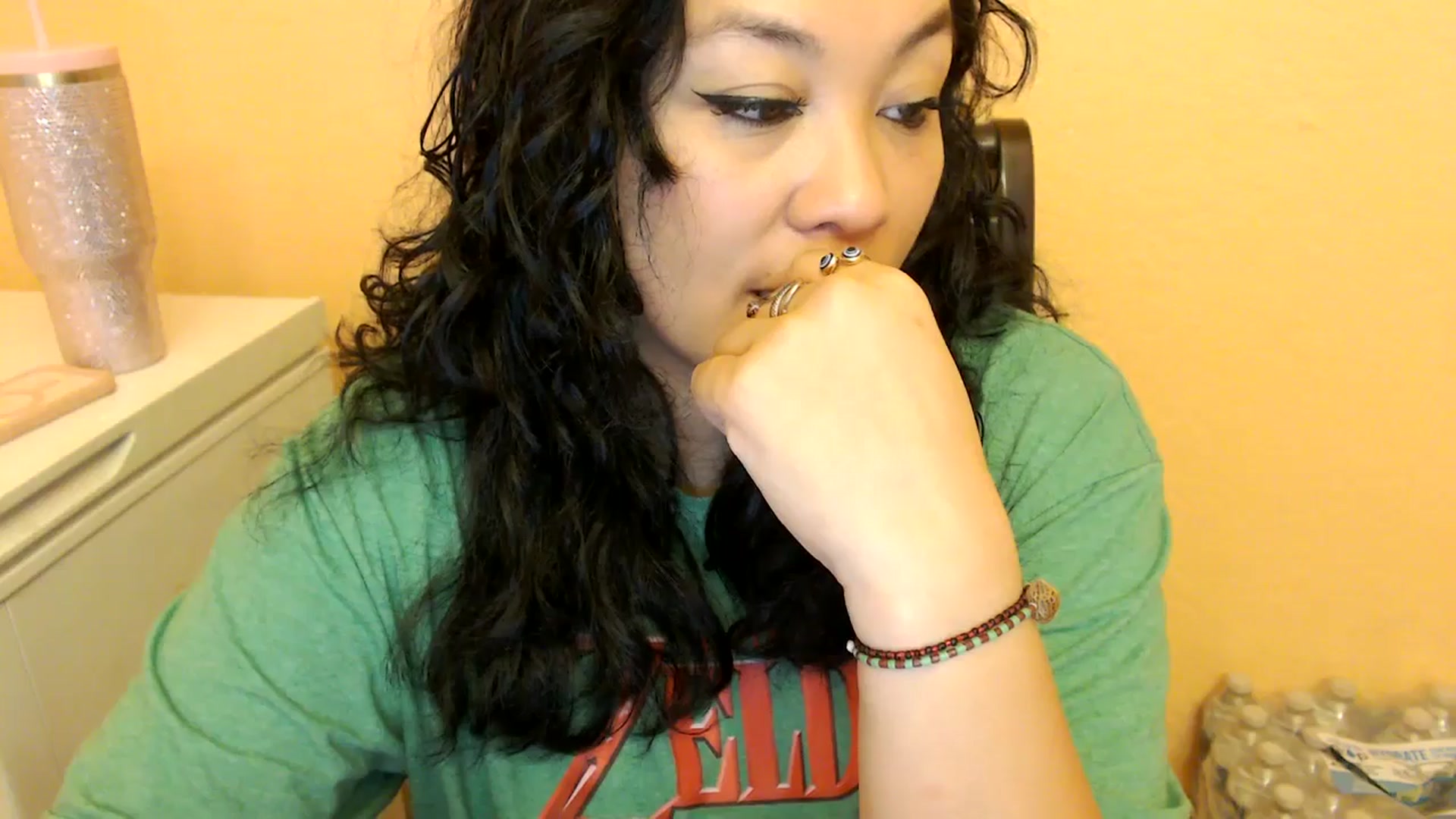 Gallery image thumbnail from MickaylaStar's myfreecams stream on, 02/10/2025, 19:03 image 19 of 20
