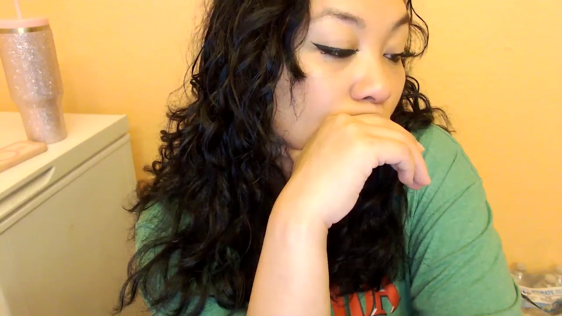 Gallery image thumbnail from MickaylaStar's myfreecams stream on, 02/10/2025, 19:03 image 16 of 20