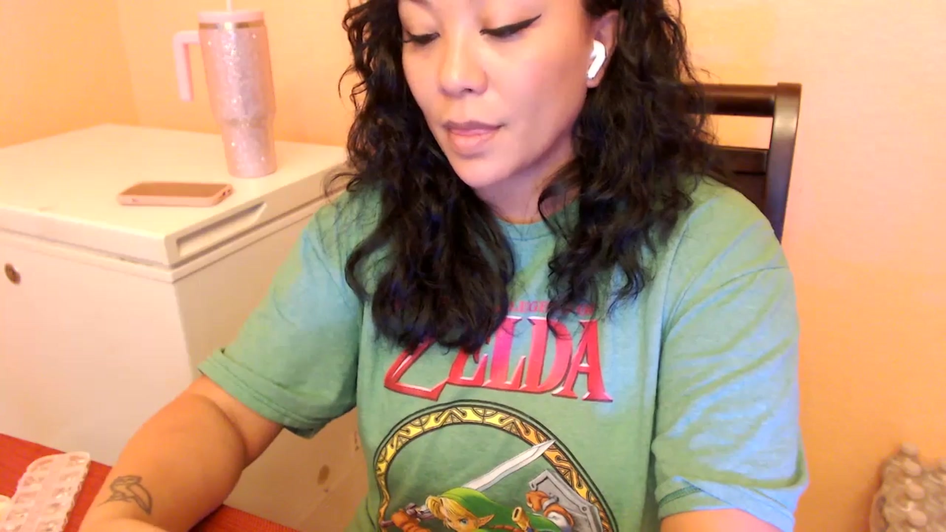 Gallery image thumbnail from MickaylaStar's myfreecams stream on, 02/10/2025, 21:05 image 13 of 20