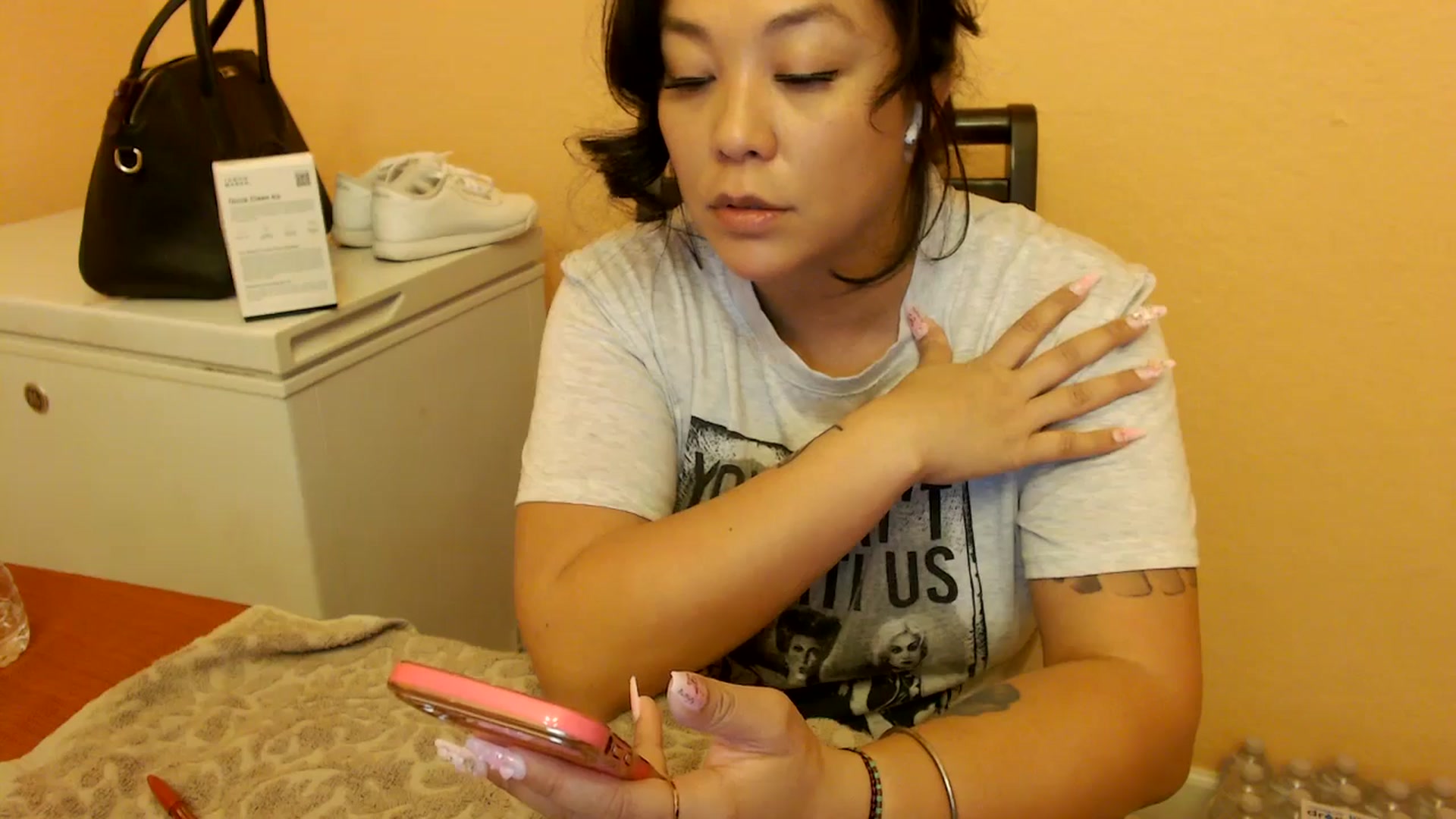 Gallery image thumbnail from MickaylaStar's myfreecams stream on, 02/13/2025, 17:17 image 3 of 20