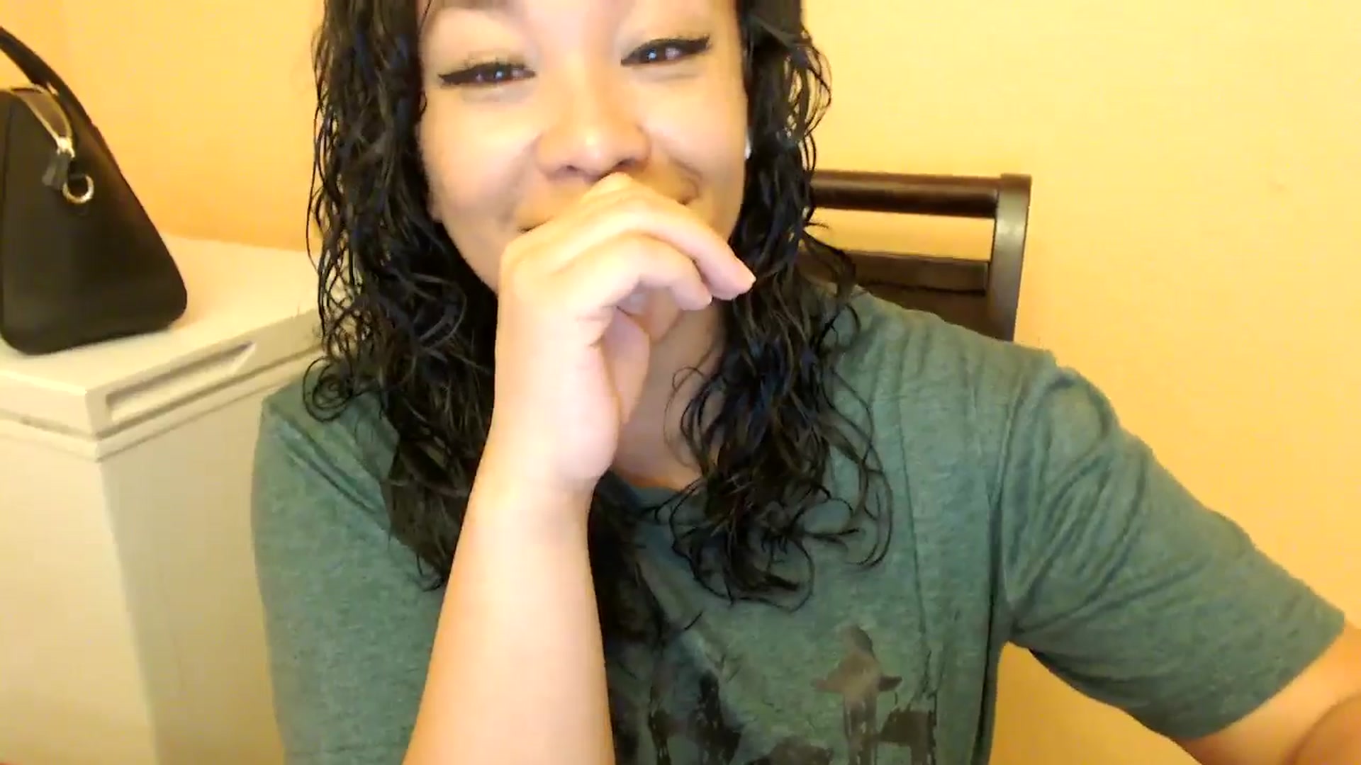 Gallery image thumbnail from MickaylaStar's myfreecams stream on, 02/17/2025, 17:33 image 4 of 20