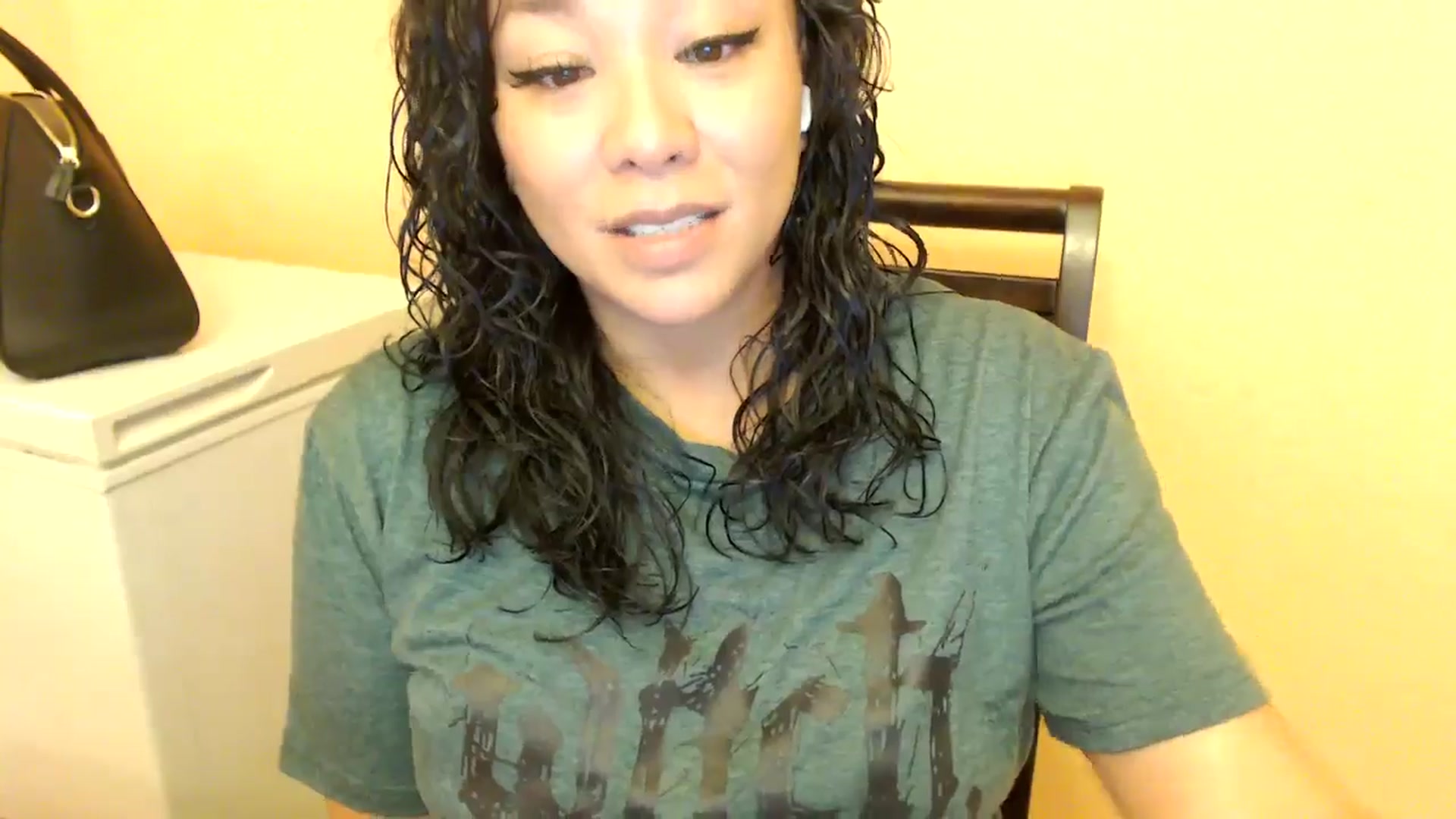Gallery image thumbnail from MickaylaStar's myfreecams stream on, 02/17/2025, 17:33 image 6 of 20