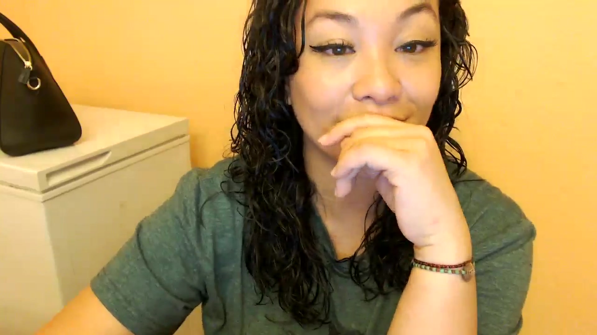 Gallery image thumbnail from MickaylaStar's myfreecams stream on, 02/17/2025, 17:33 image 11 of 20