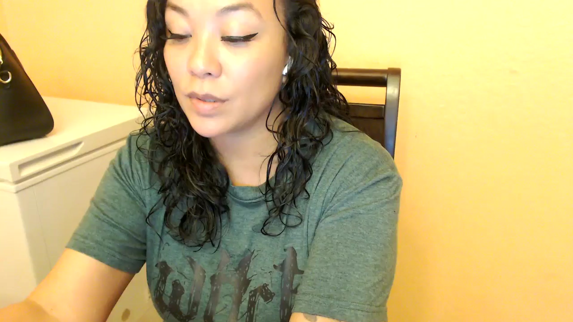 Gallery image thumbnail from MickaylaStar's myfreecams stream on, 02/17/2025, 18:47 image 1 of 20