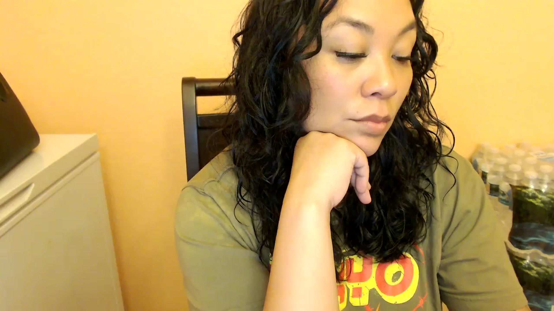 Gallery image thumbnail from MickaylaStar's myfreecams stream on, 02/20/2025, 17:51 image 6 of 20