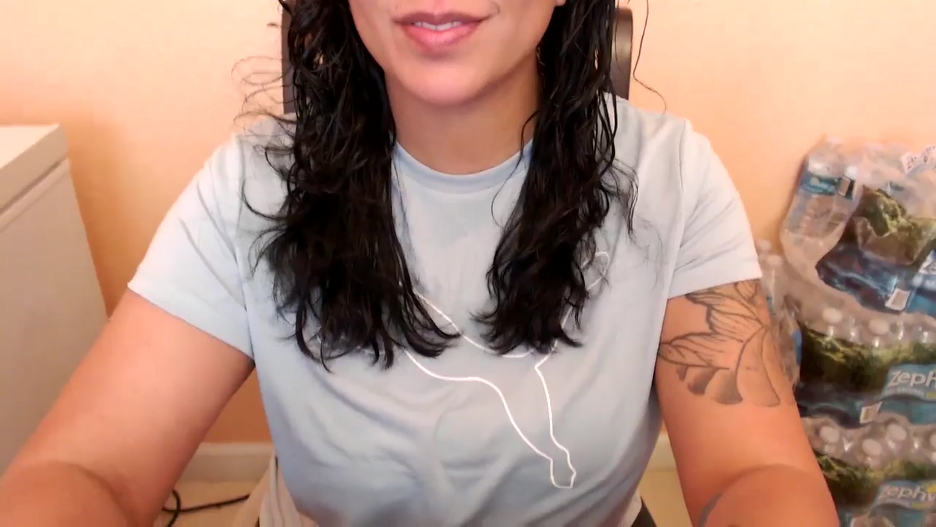 Gallery image thumbnail from MickaylaStar's myfreecams stream on, 02/23/2025, 16:01 image 9 of 20