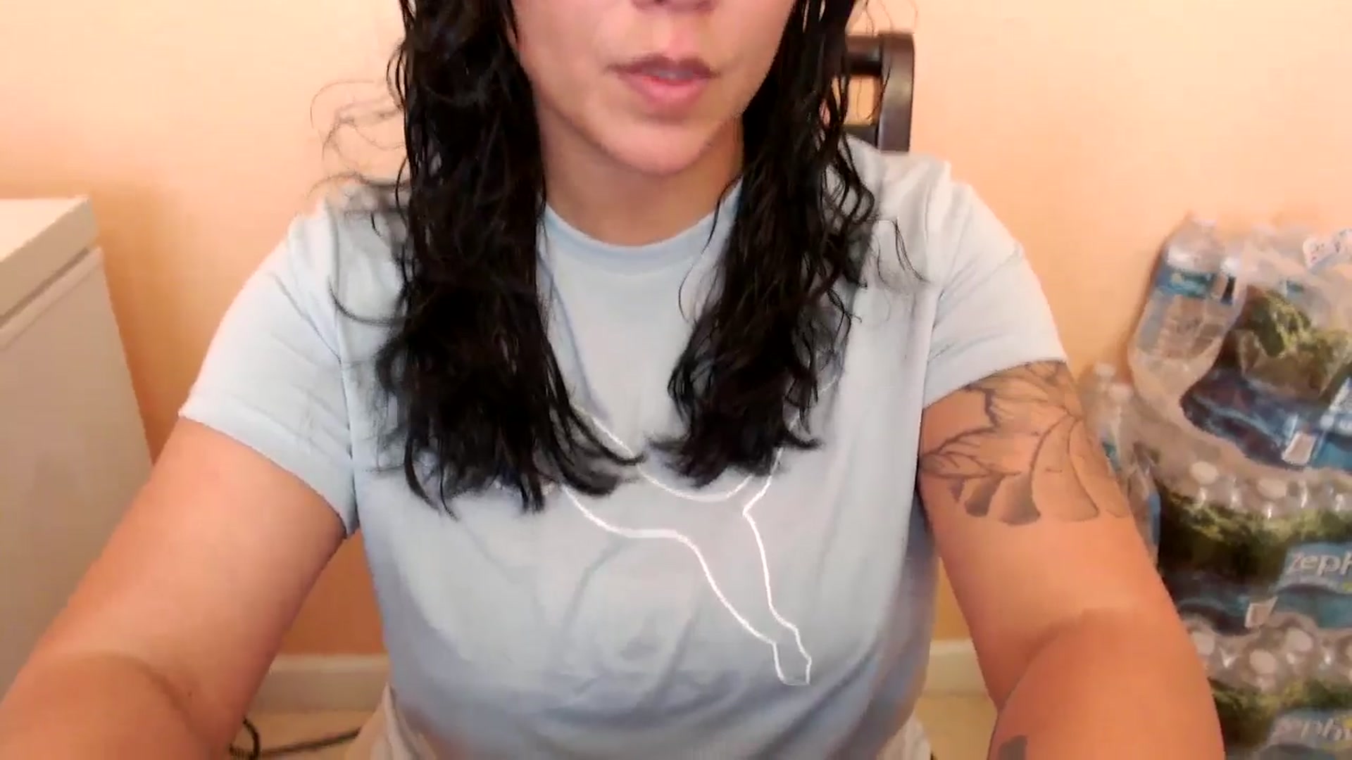 Gallery image thumbnail from MickaylaStar's myfreecams stream on, 02/23/2025, 16:01 image 6 of 20